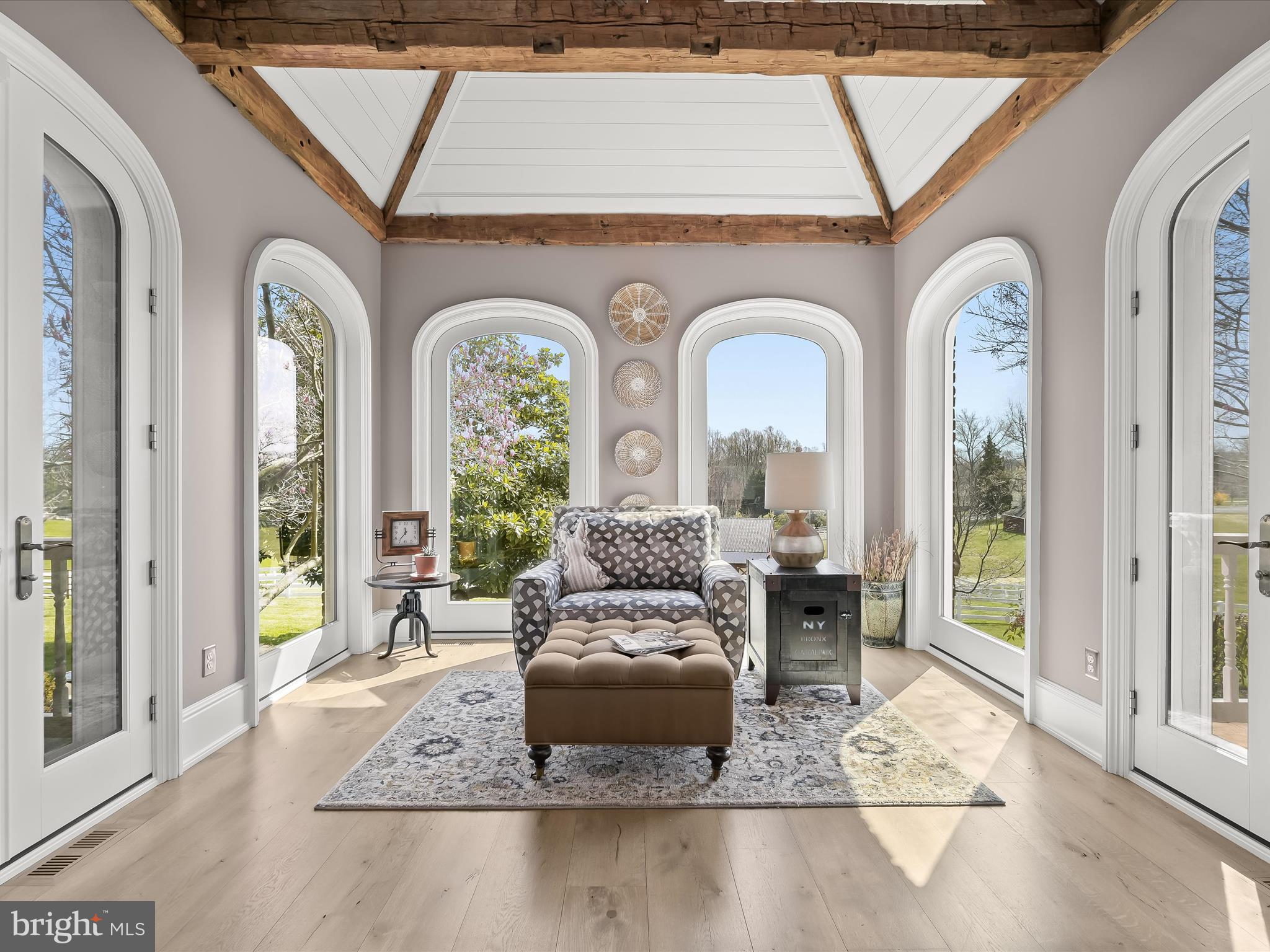 BRETTON WOODS - Residential