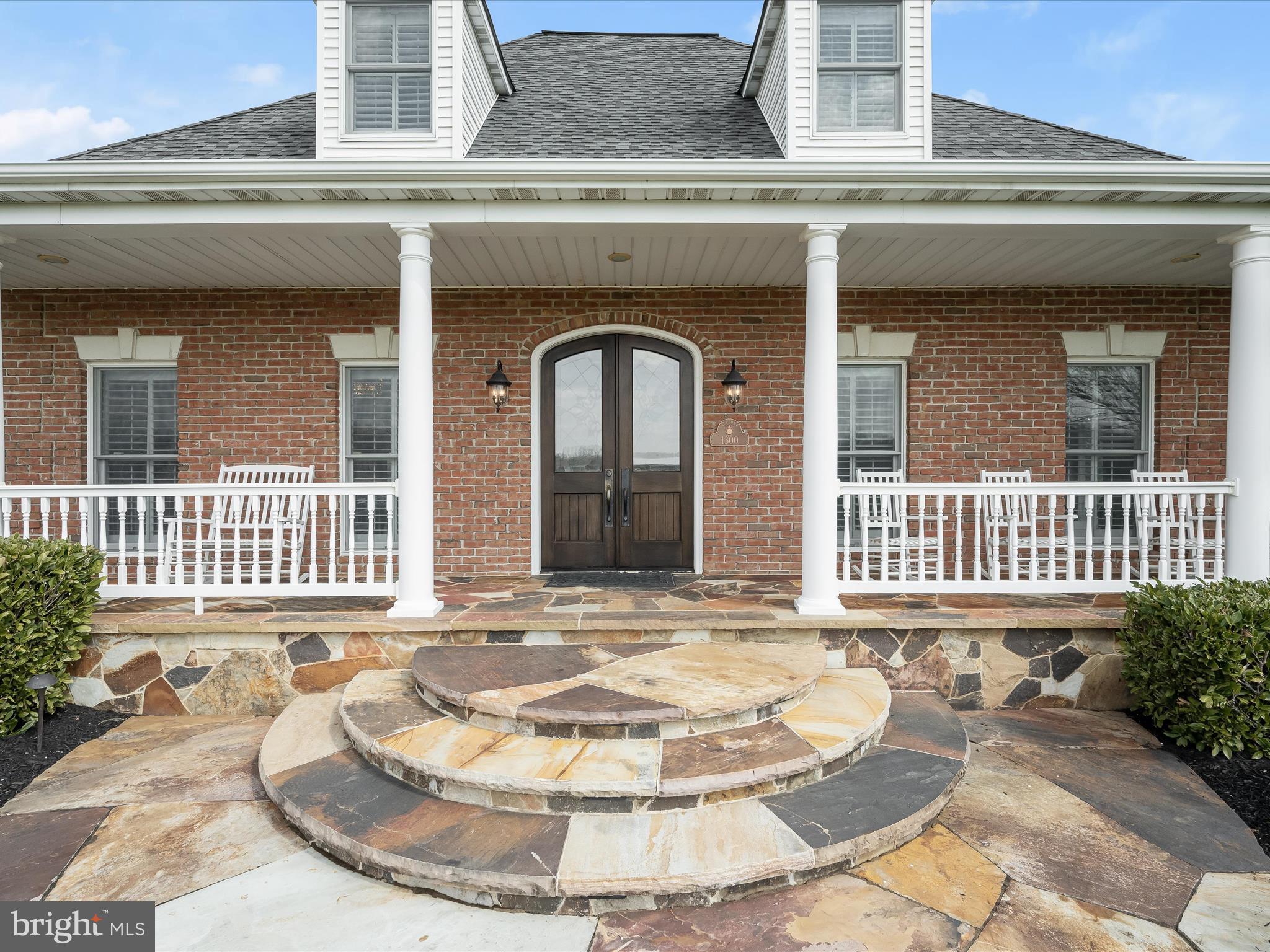 BRETTON WOODS - Residential