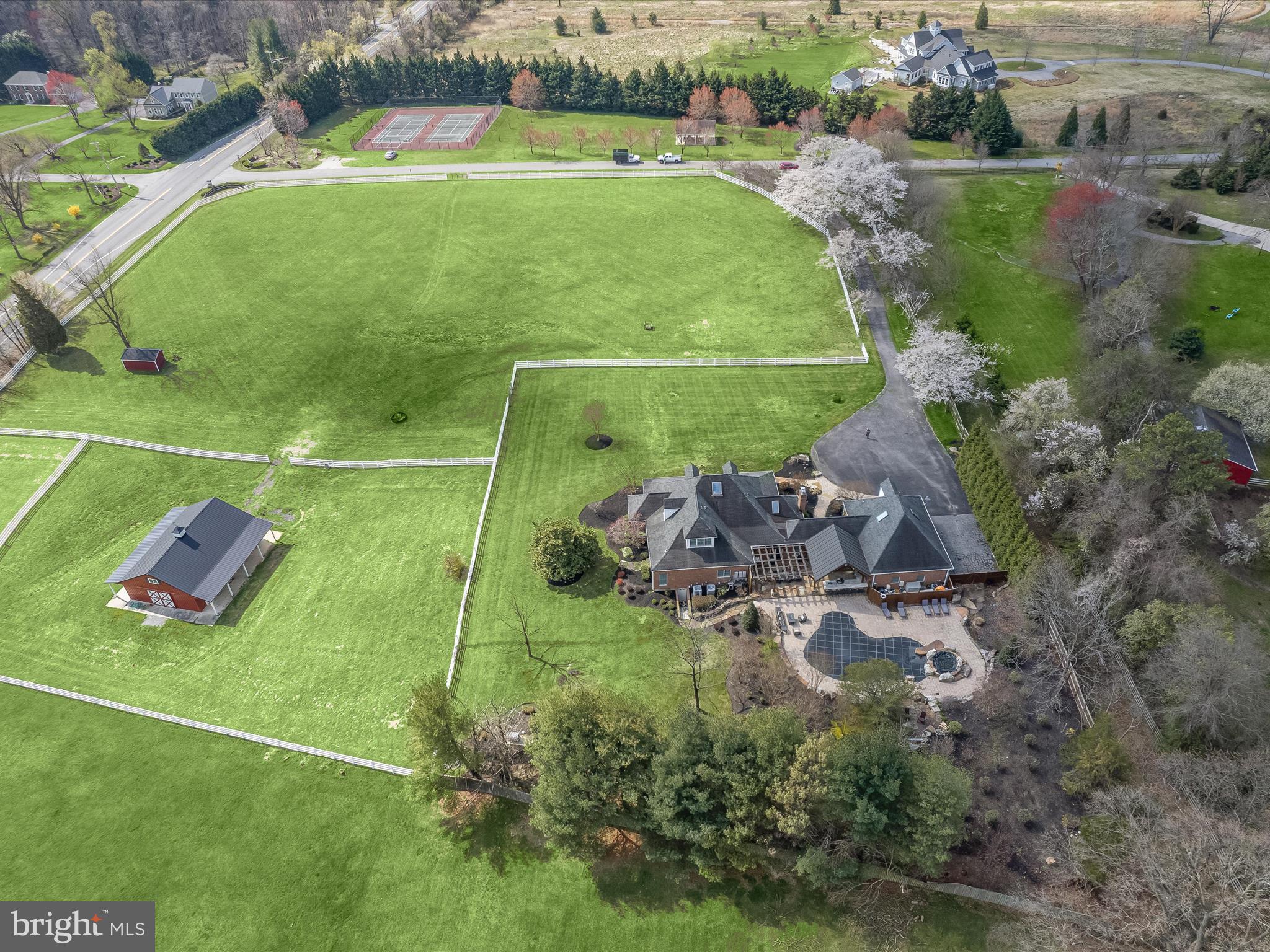 BRETTON WOODS - Residential