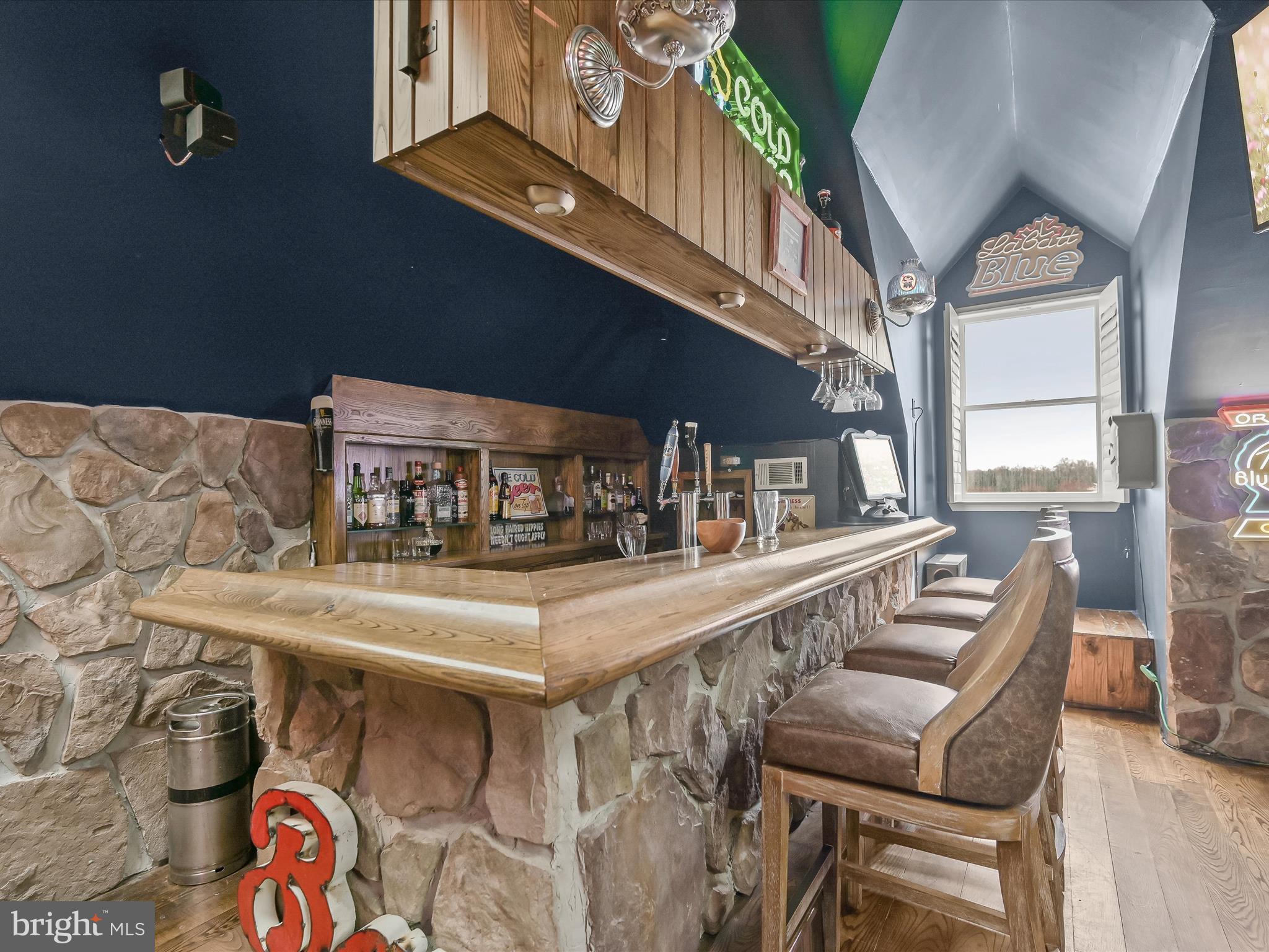 BRETTON WOODS - Residential