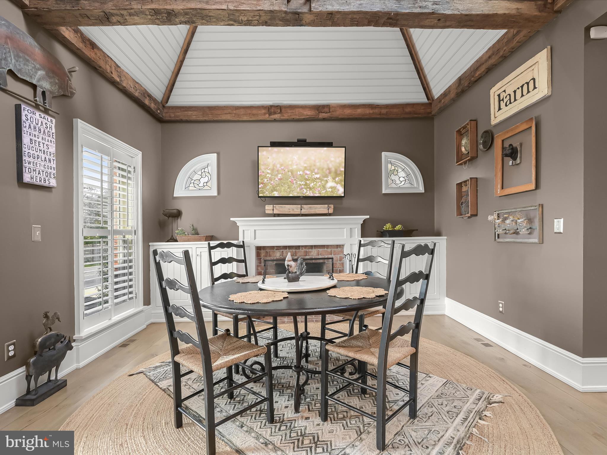 BRETTON WOODS - Residential