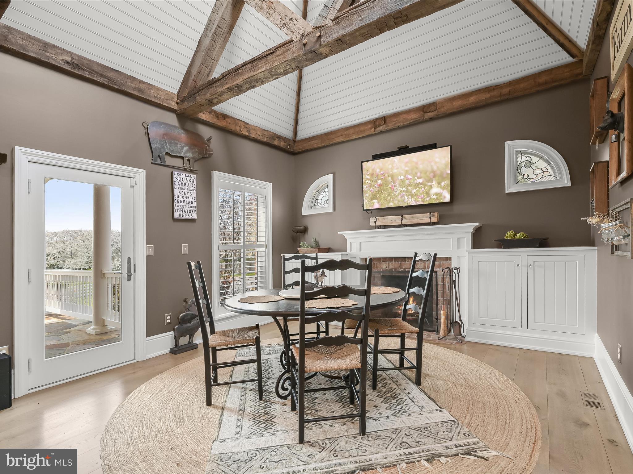 BRETTON WOODS - Residential