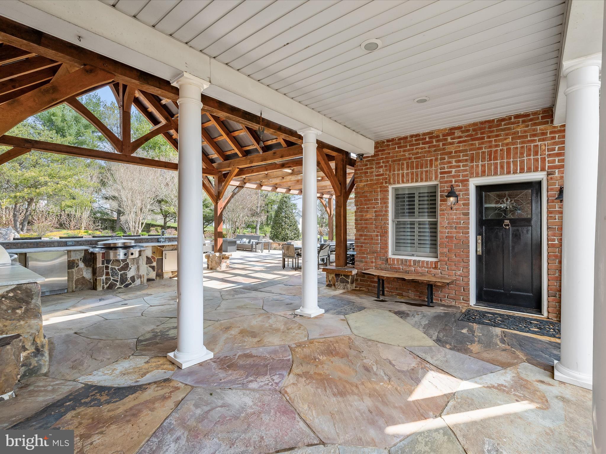 BRETTON WOODS - Residential