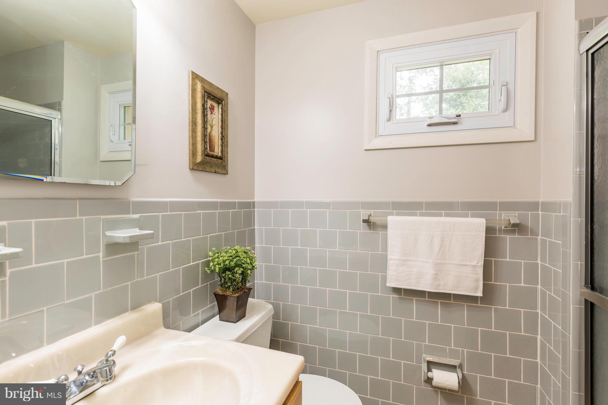 BENFIELD MANOR - Residential