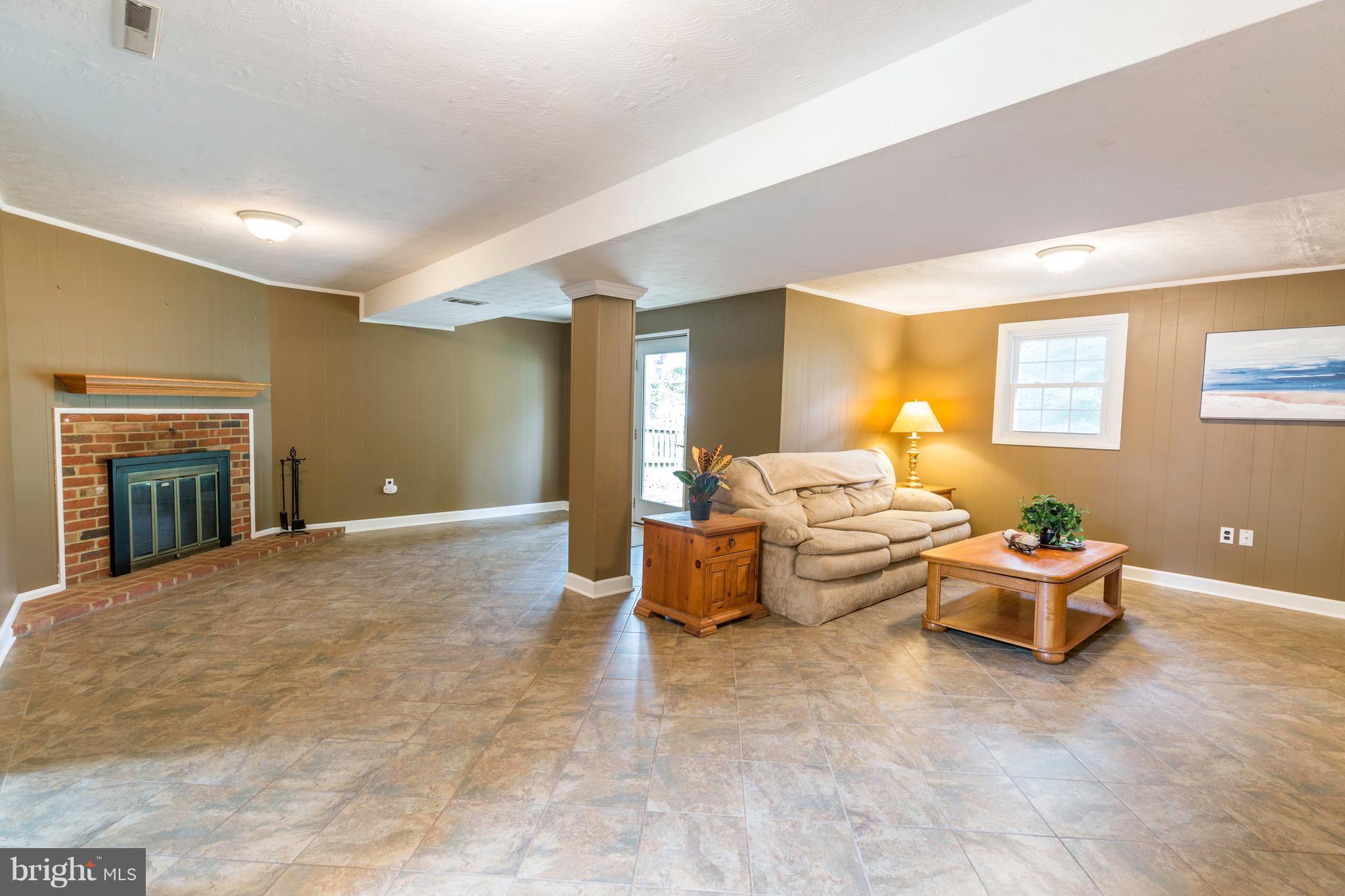 BENFIELD MANOR - Residential