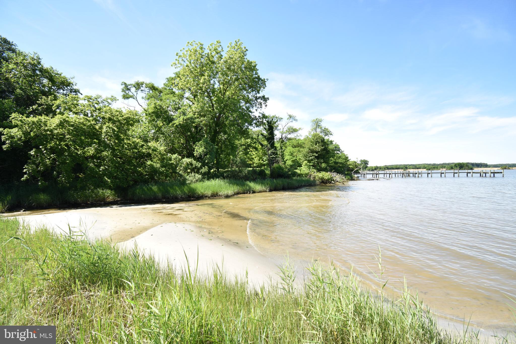 ALGONQUIN - Residential