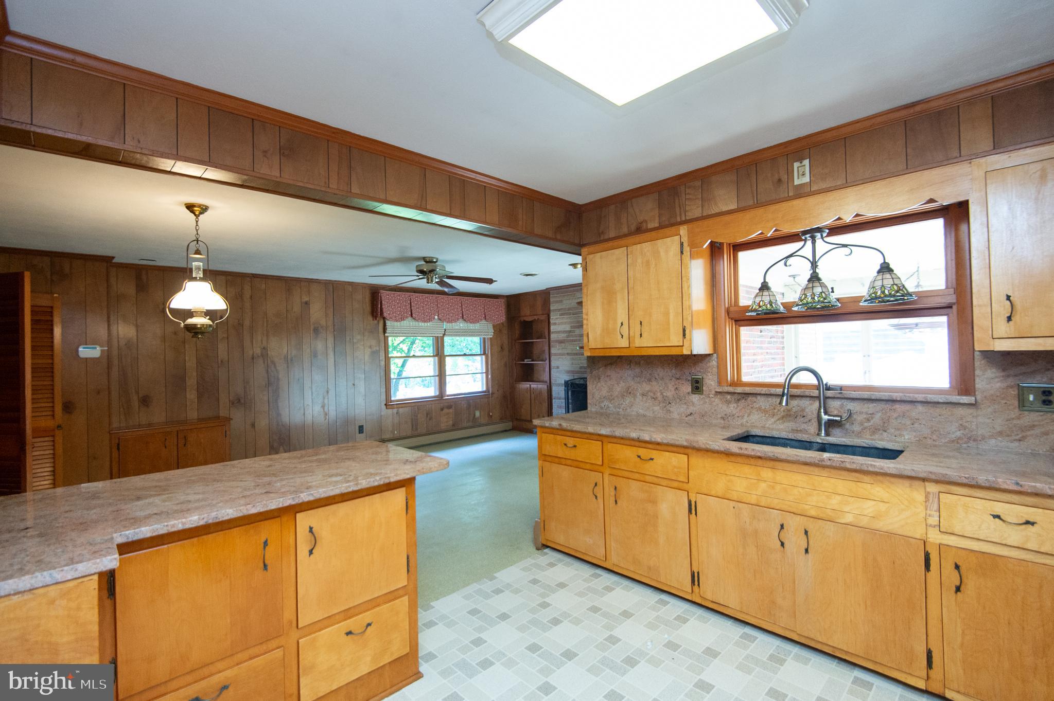 ALGONQUIN - Residential