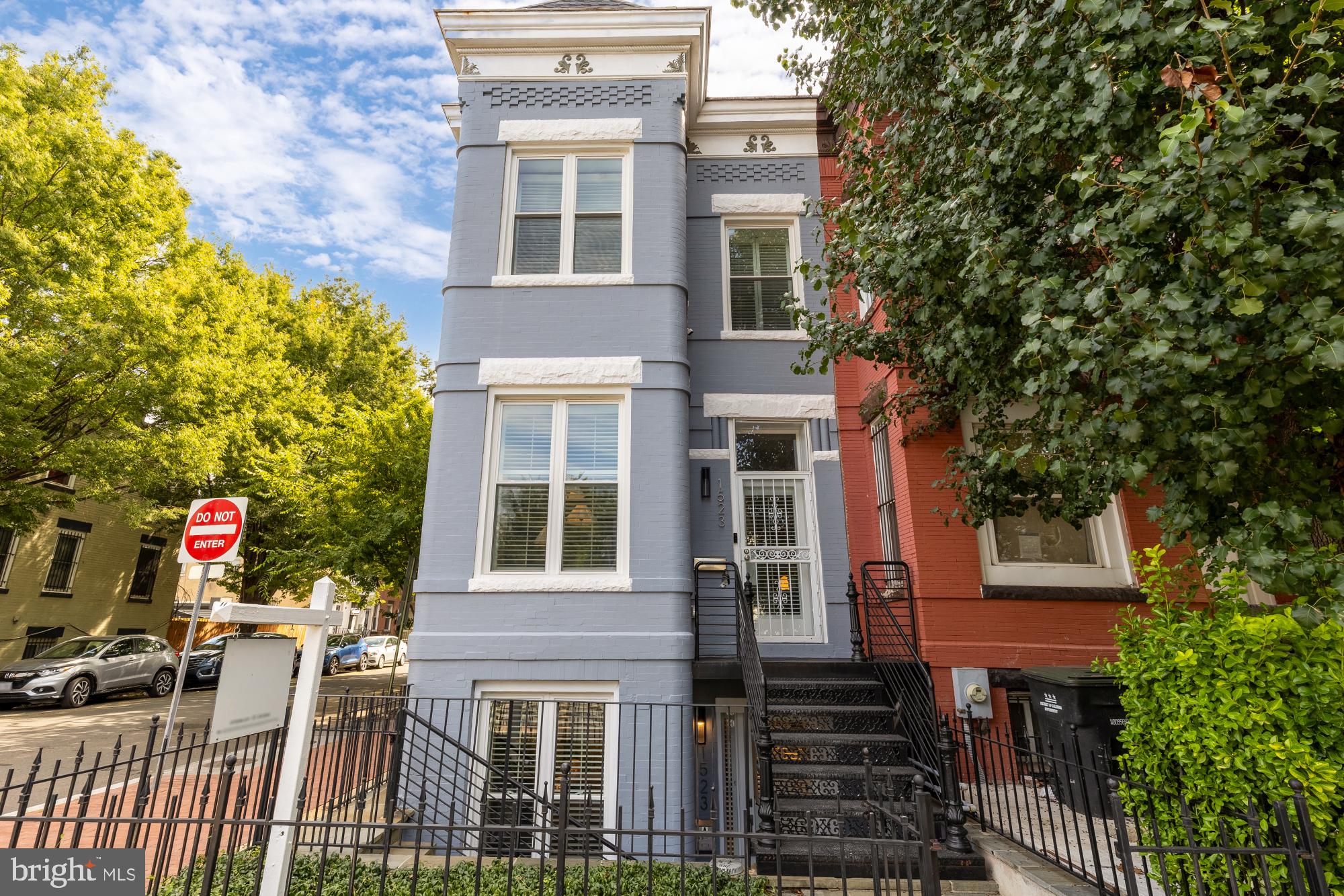 1523 1ST STREET NW A