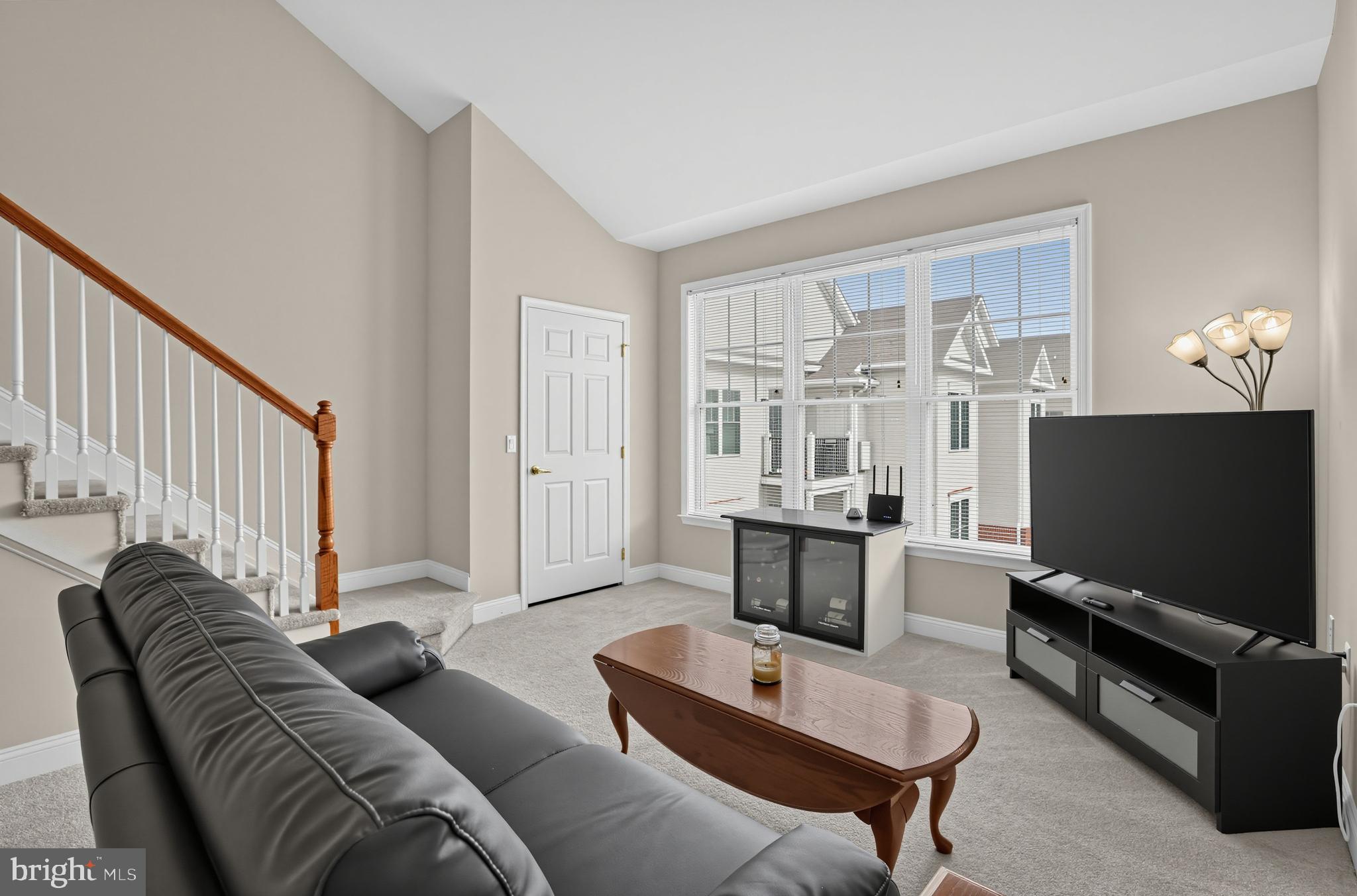 300 ELM STREET W 2413