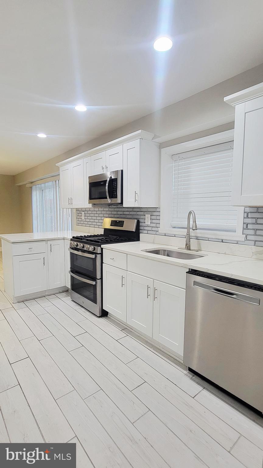 SOMERSET AT BELAIR - Residential Lease