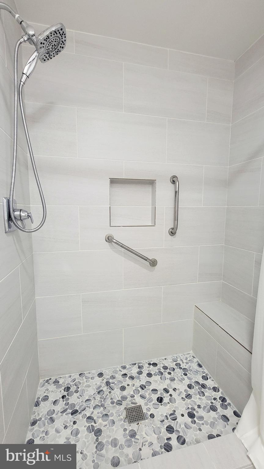 SOMERSET AT BELAIR - Residential Lease