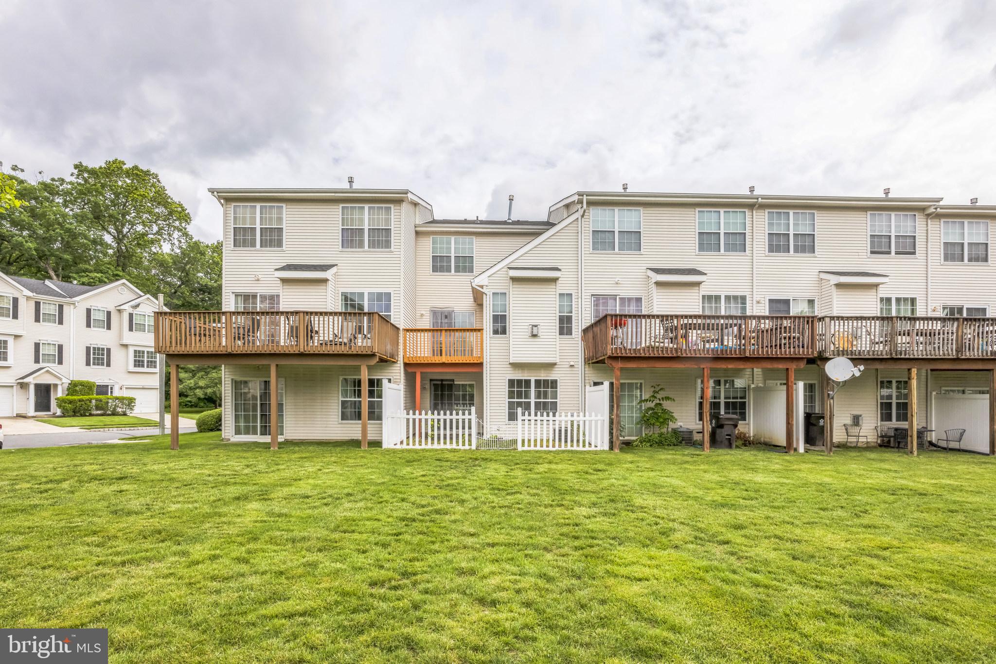 504 NOTTINGHAM PLACE