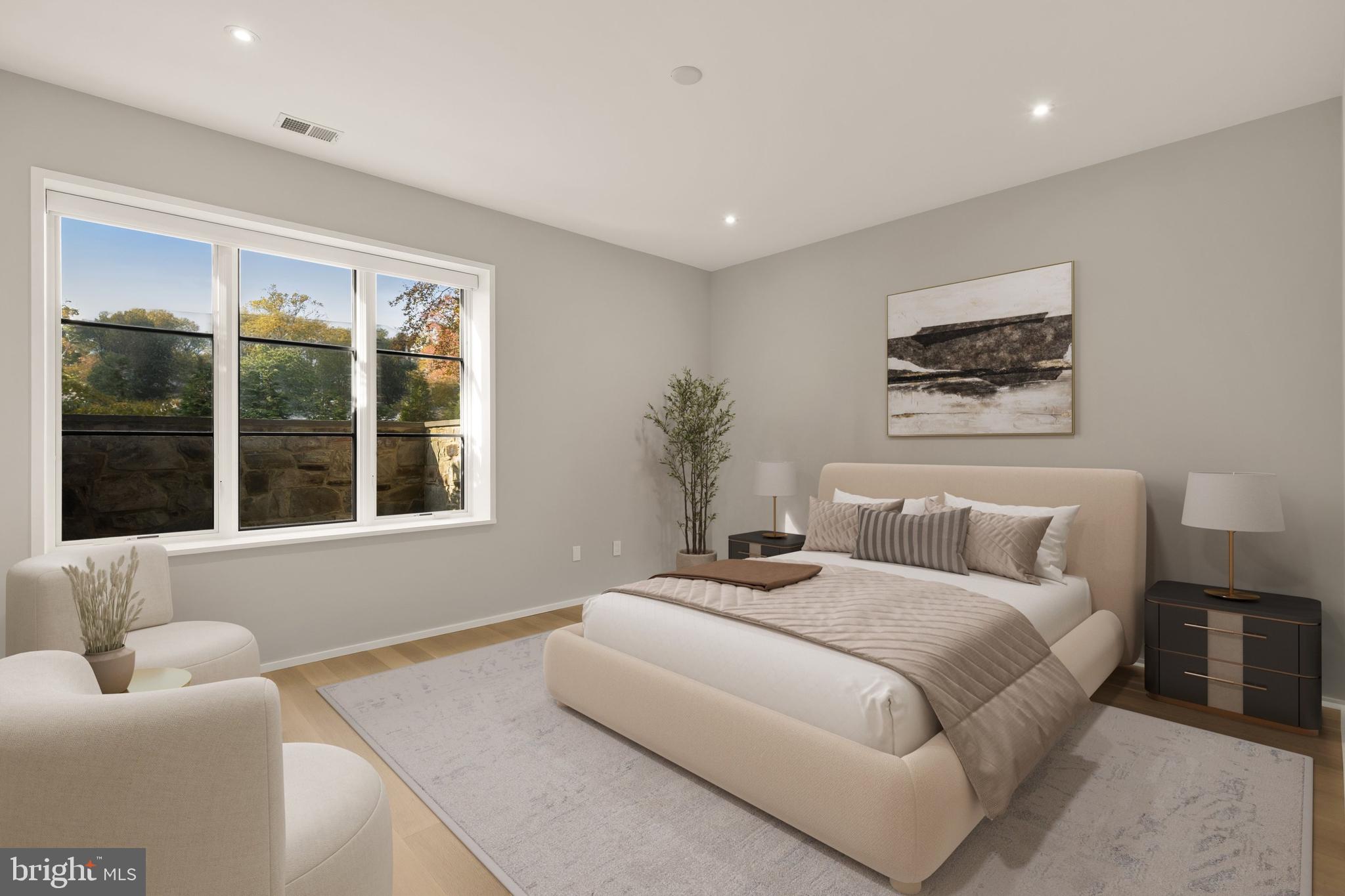 BURNING TREE - Residential