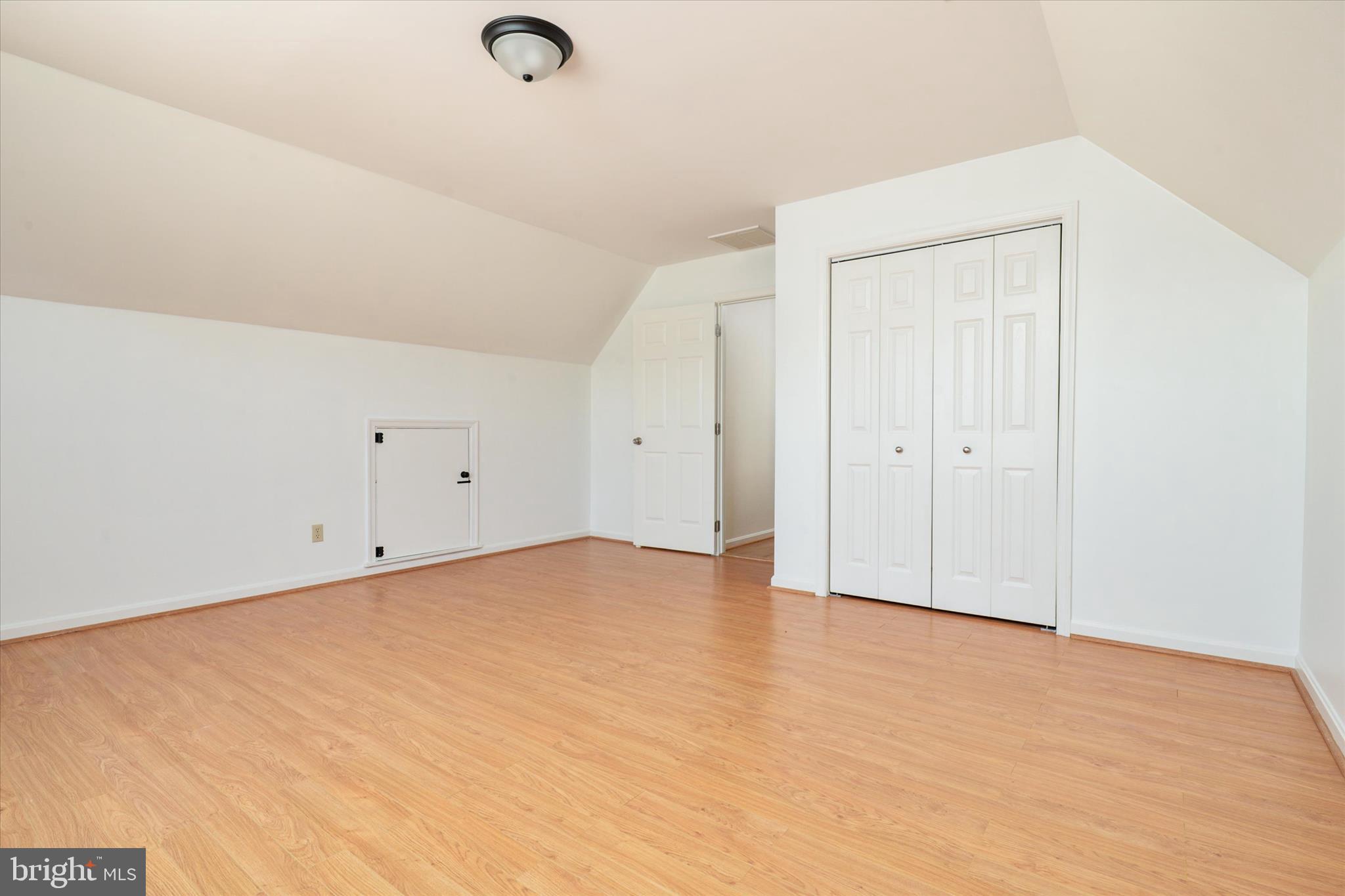 APPLE LANE - Residential