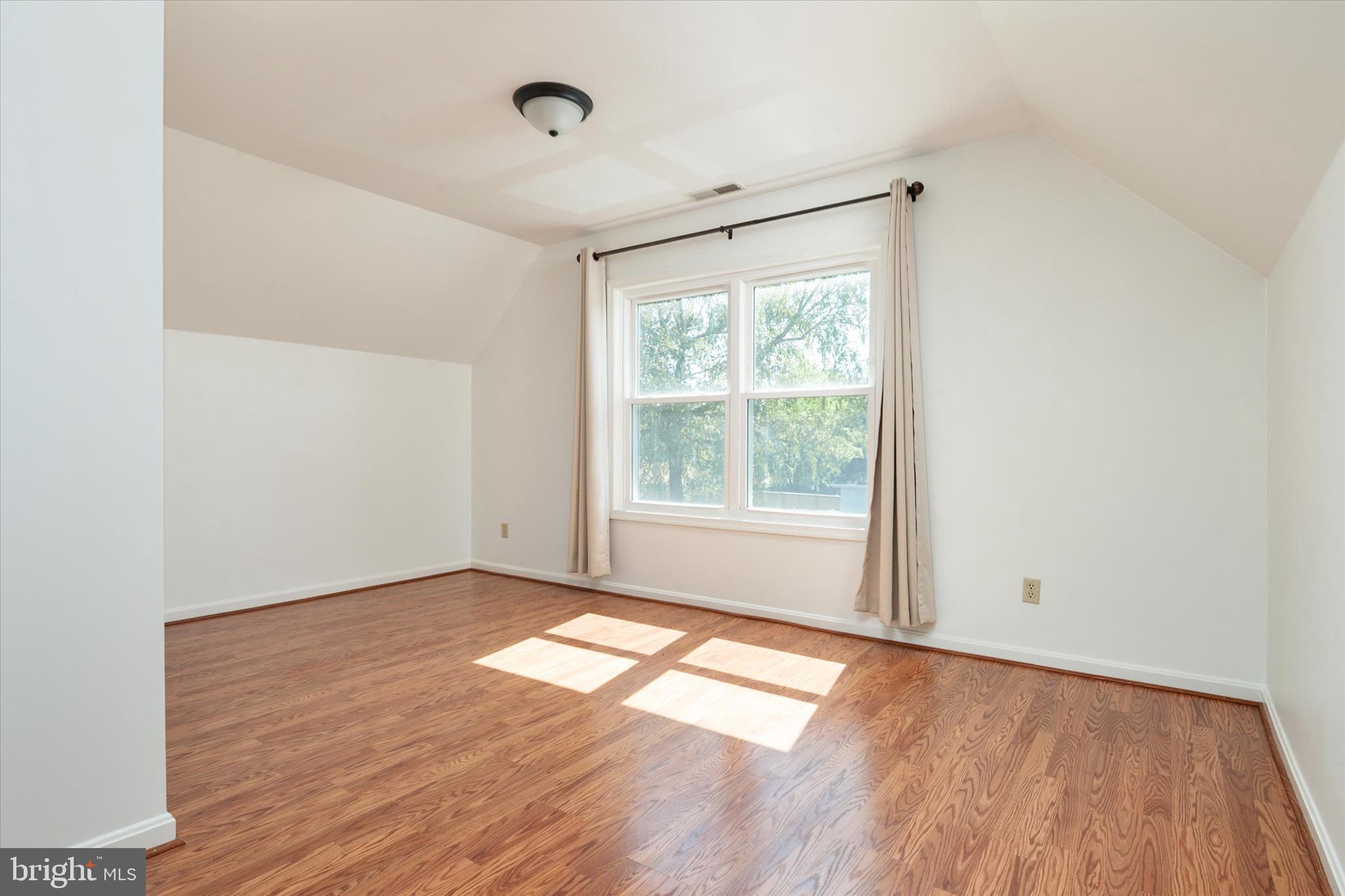 APPLE LANE - Residential