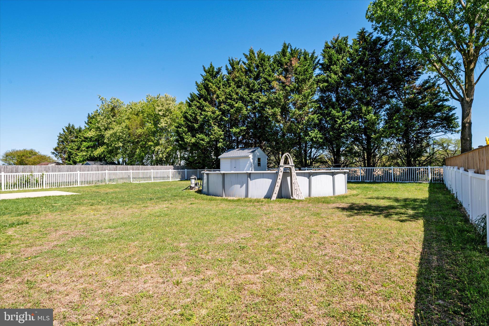 APPLE LANE - Residential