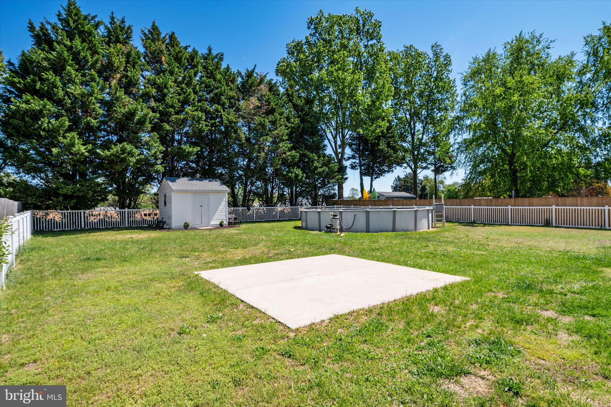 APPLE LANE - Residential