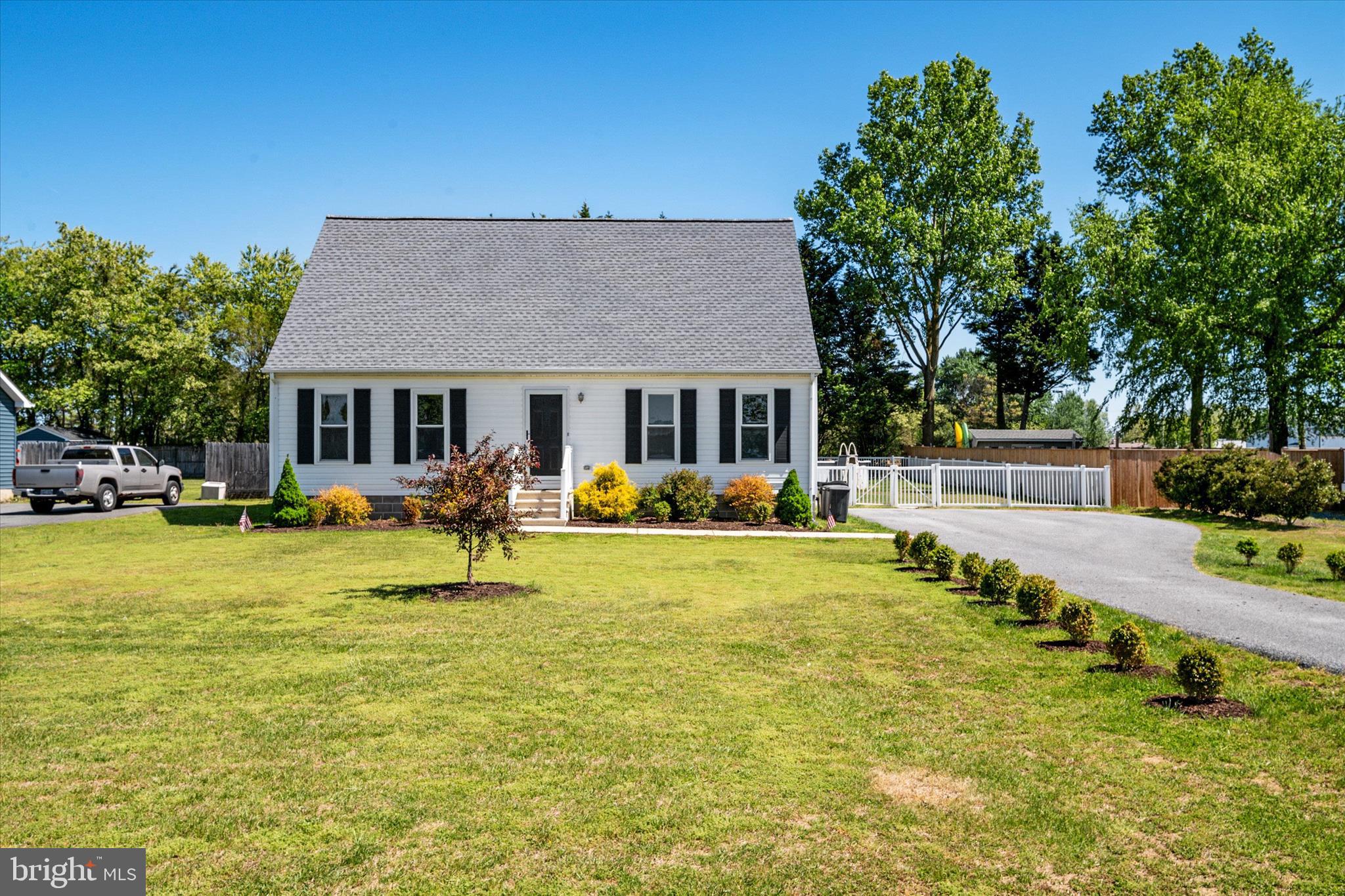 APPLE LANE - Residential