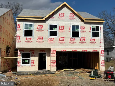 1033 Dianne Drive, Waynesboro, PA MLS: PAFL2025546