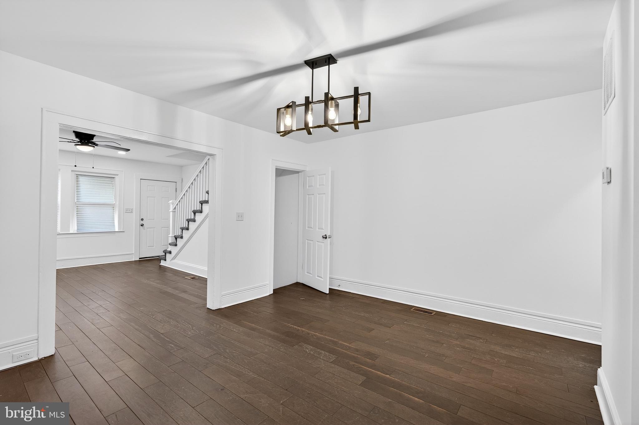 DUNDALK VILLAGE - Residential