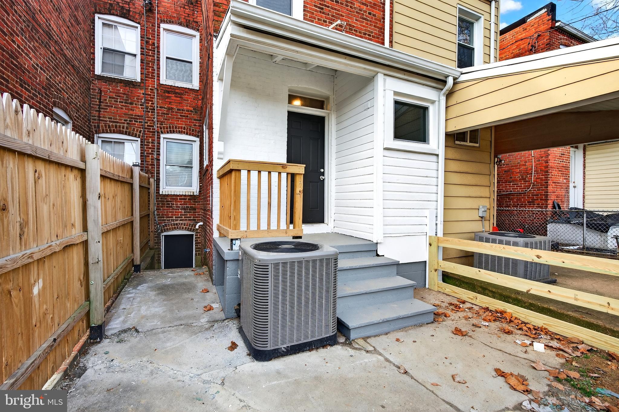 DUNDALK VILLAGE - Residential