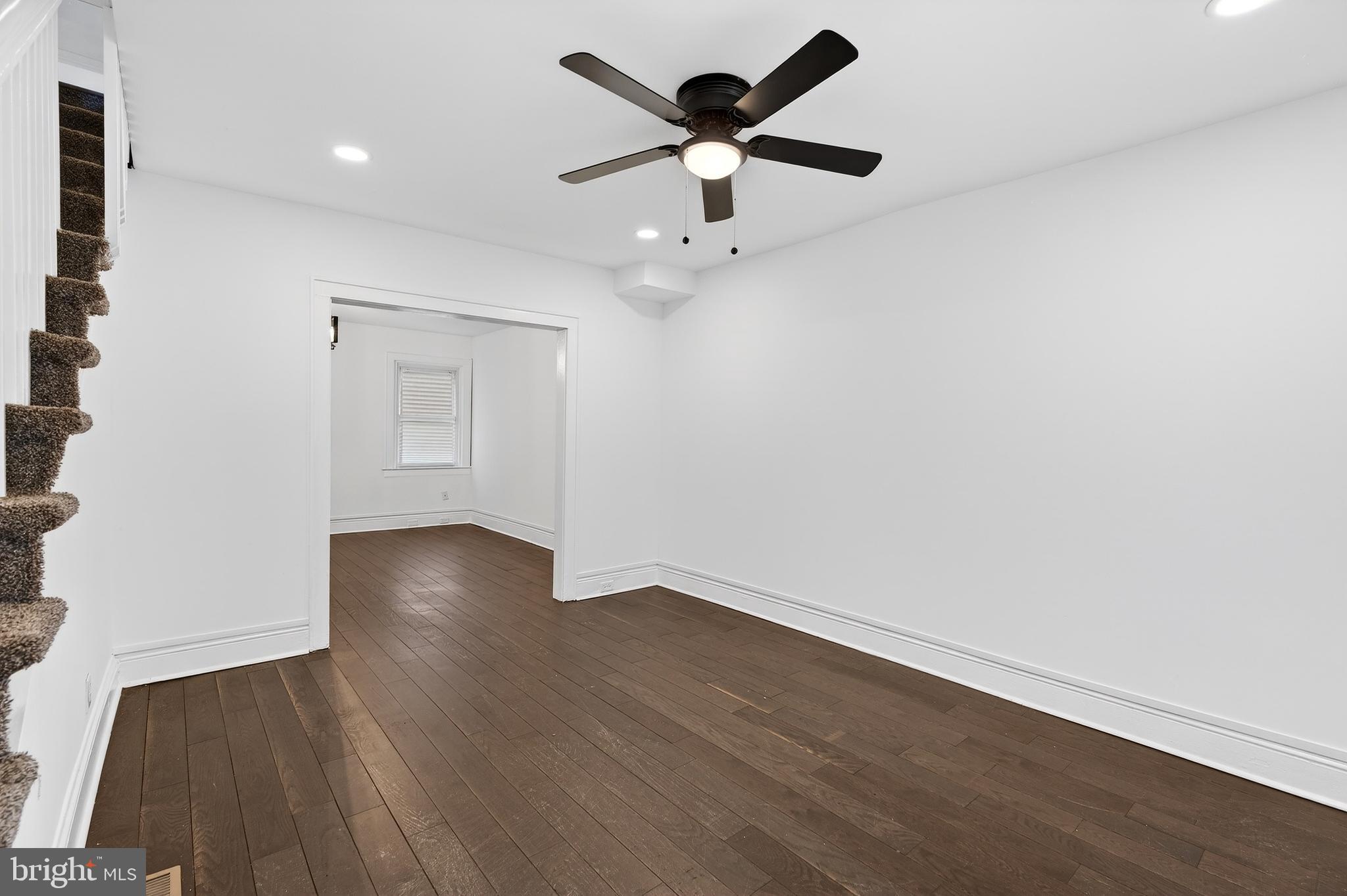 DUNDALK VILLAGE - Residential