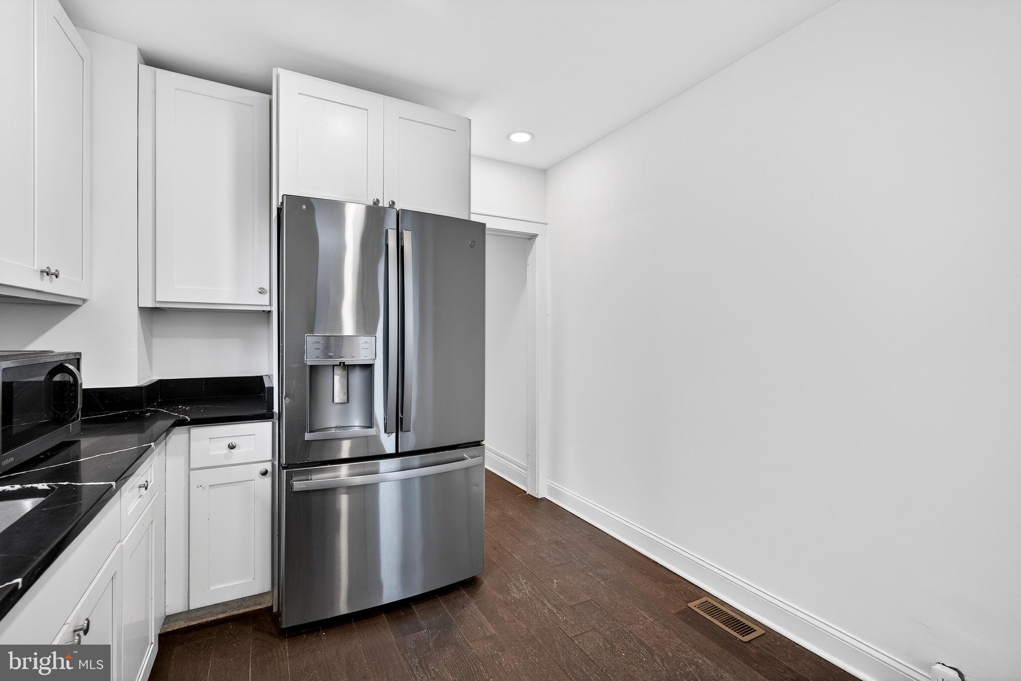 DUNDALK VILLAGE - Residential