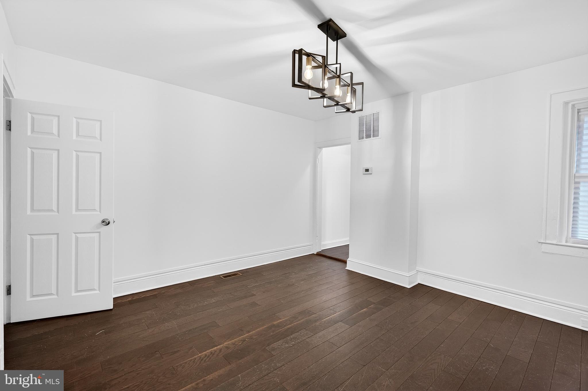 DUNDALK VILLAGE - Residential