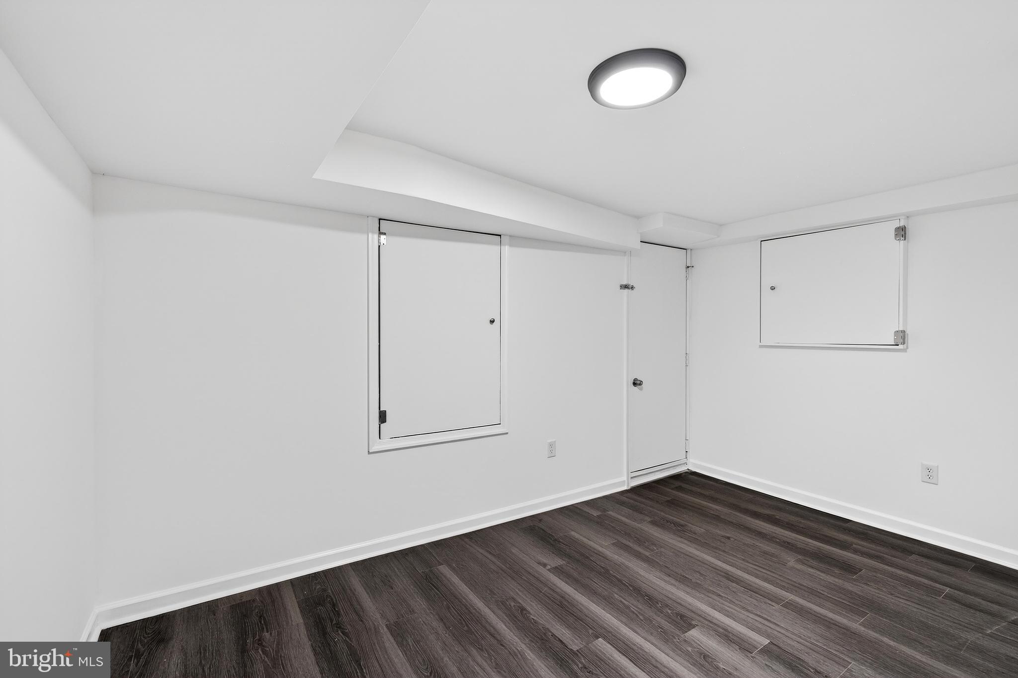 DUNDALK VILLAGE - Residential