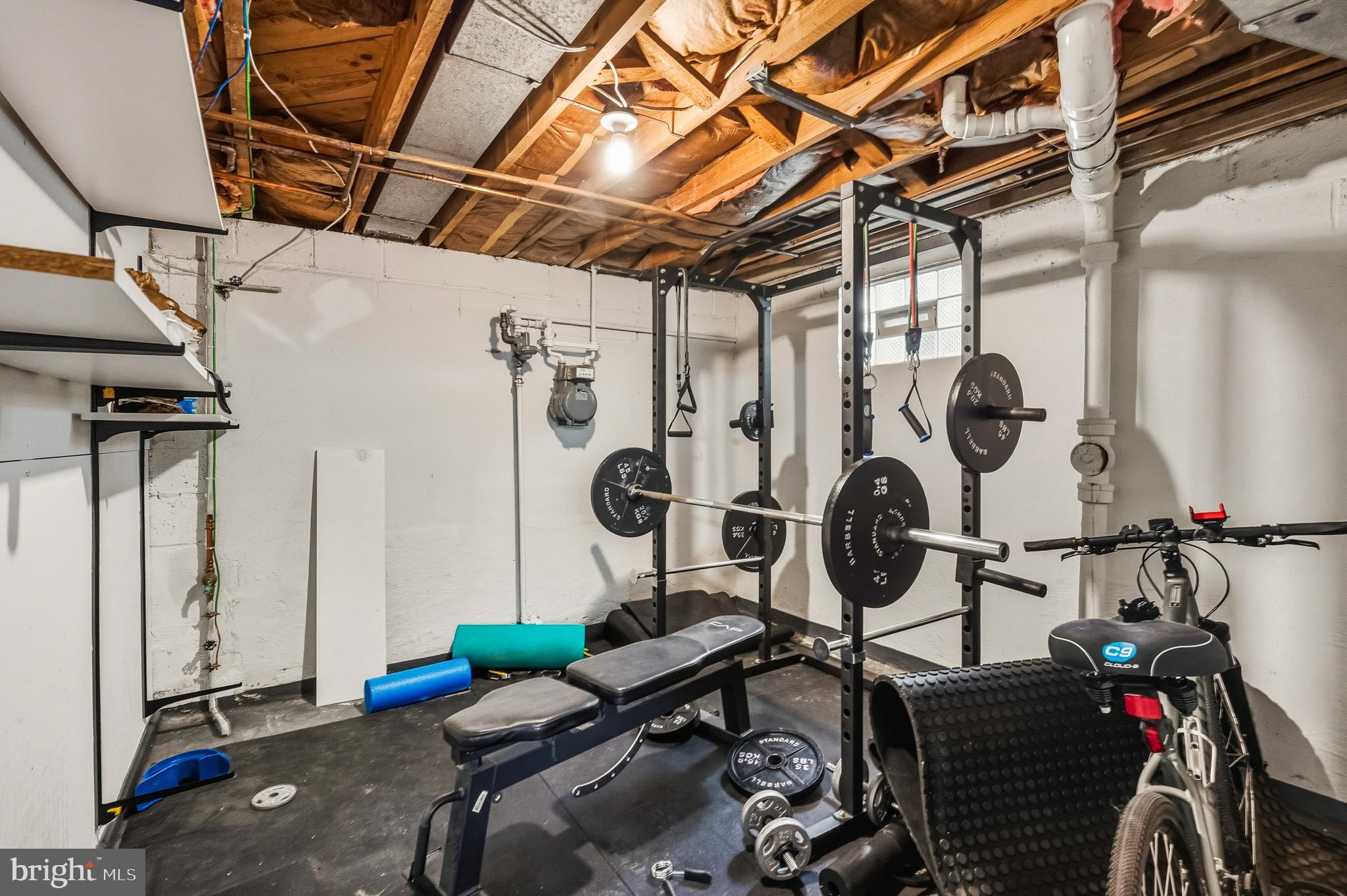 NEW CARROLLTON - Residential