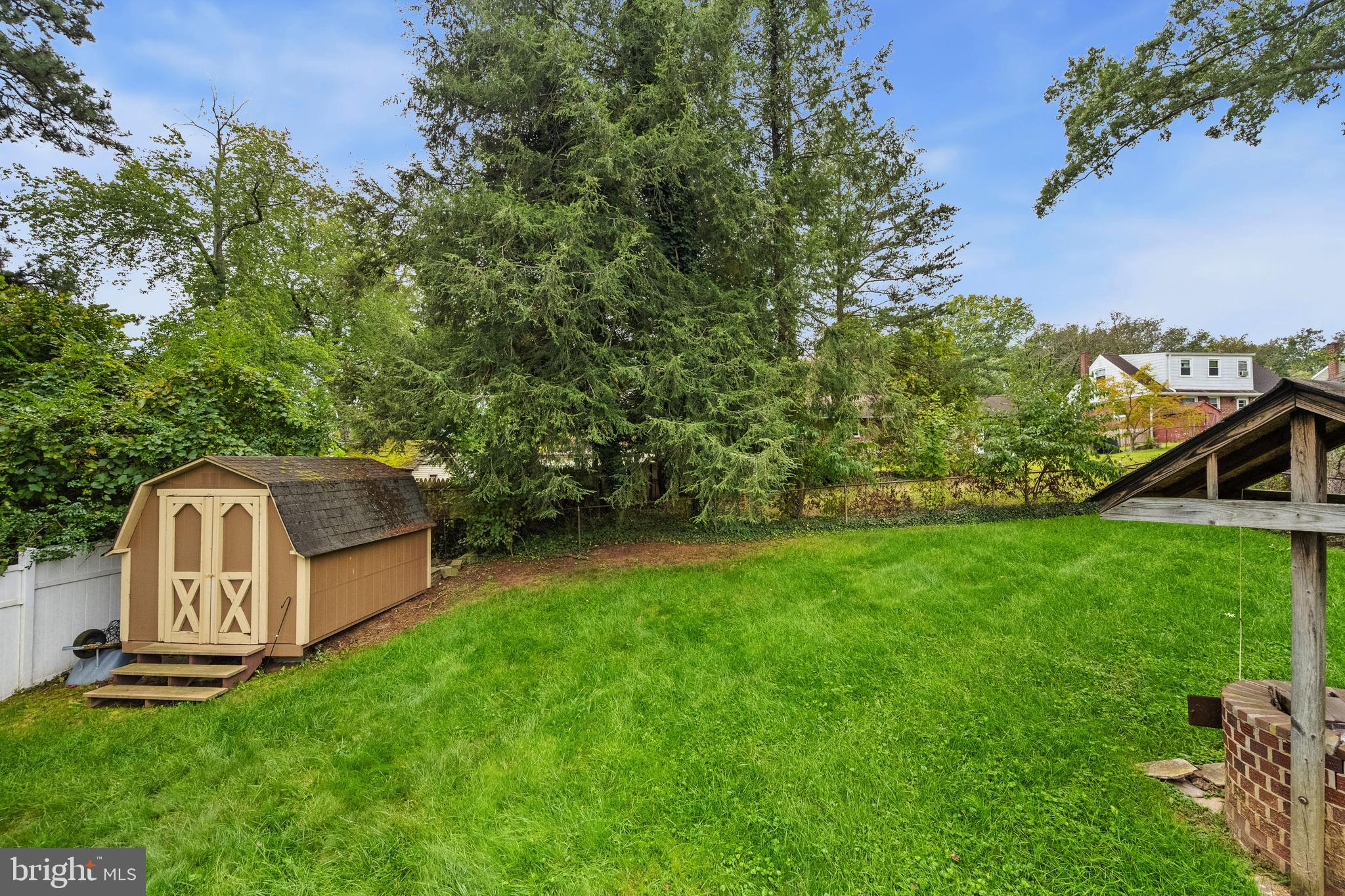 NEW CARROLLTON - Residential