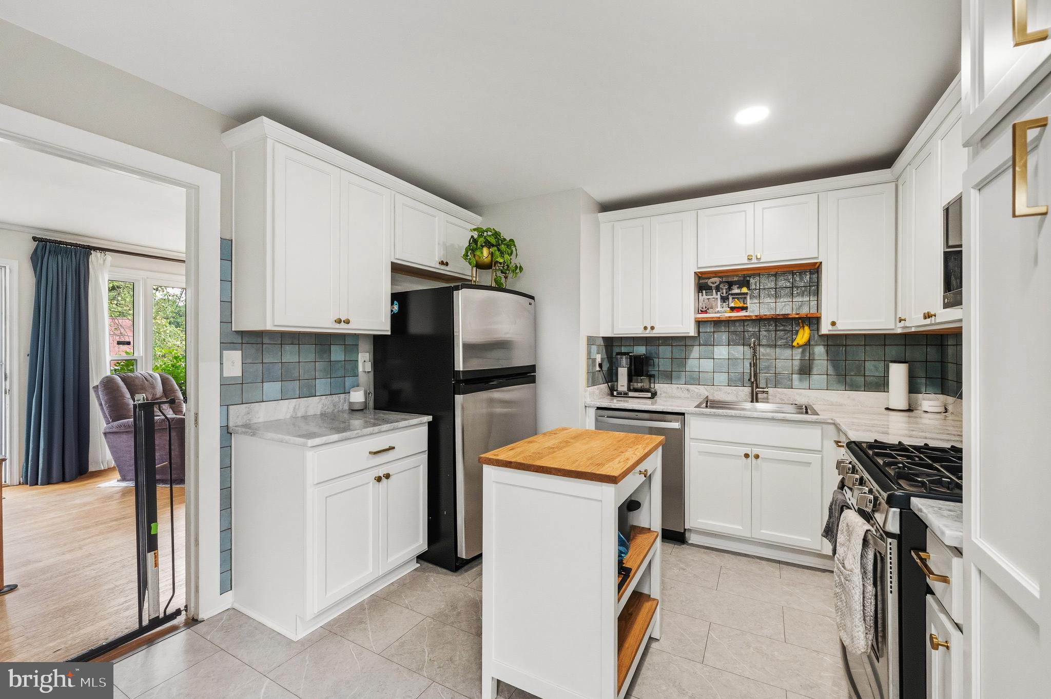 NEW CARROLLTON - Residential