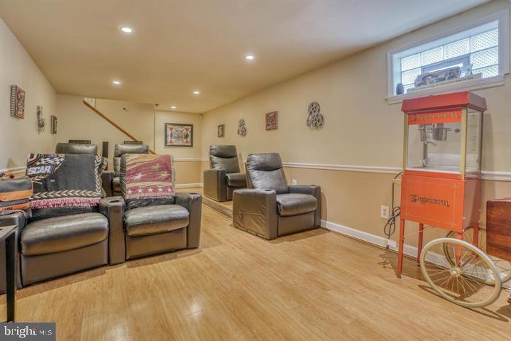 NEW CARROLLTON - Residential