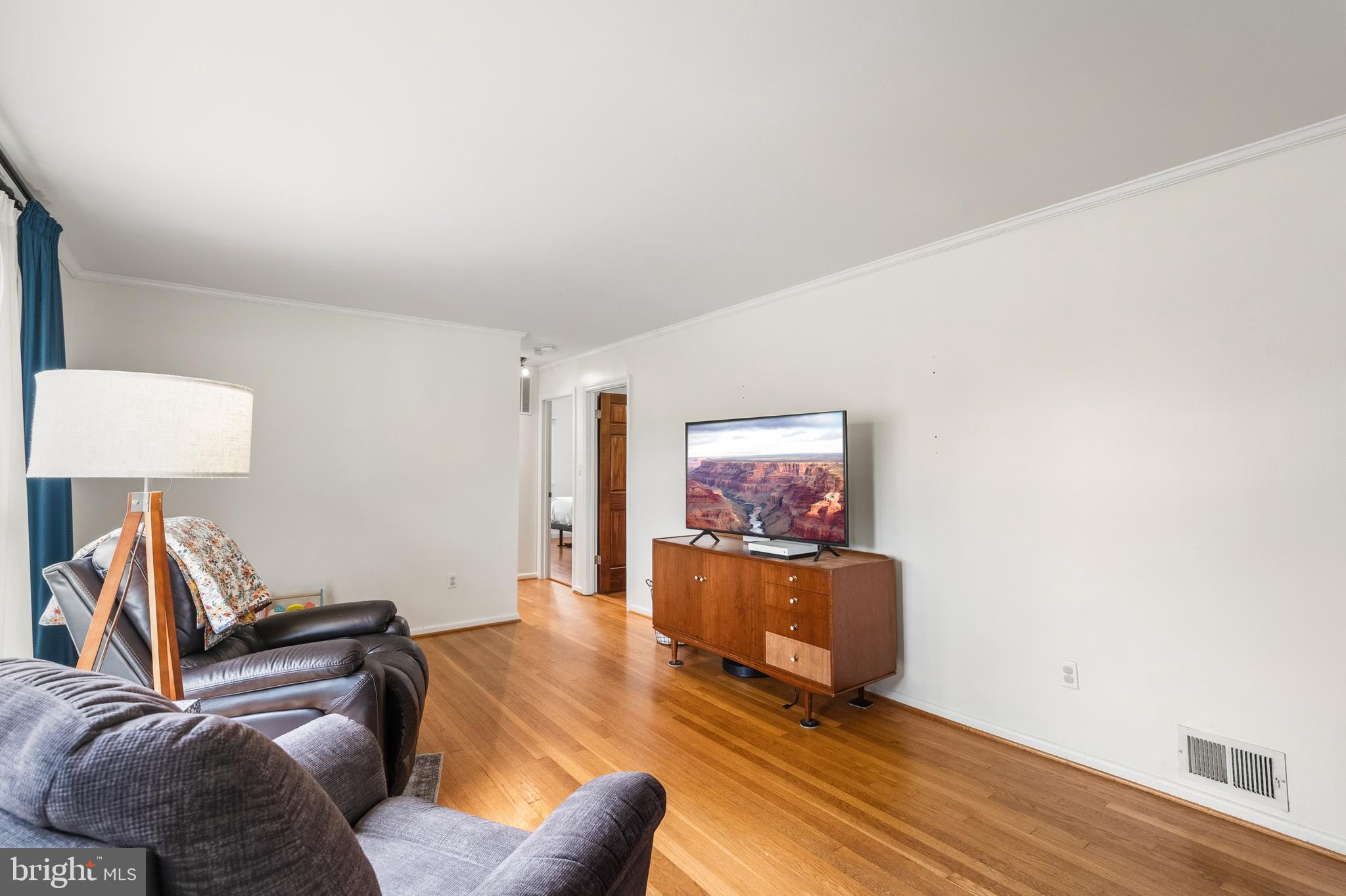 NEW CARROLLTON - Residential