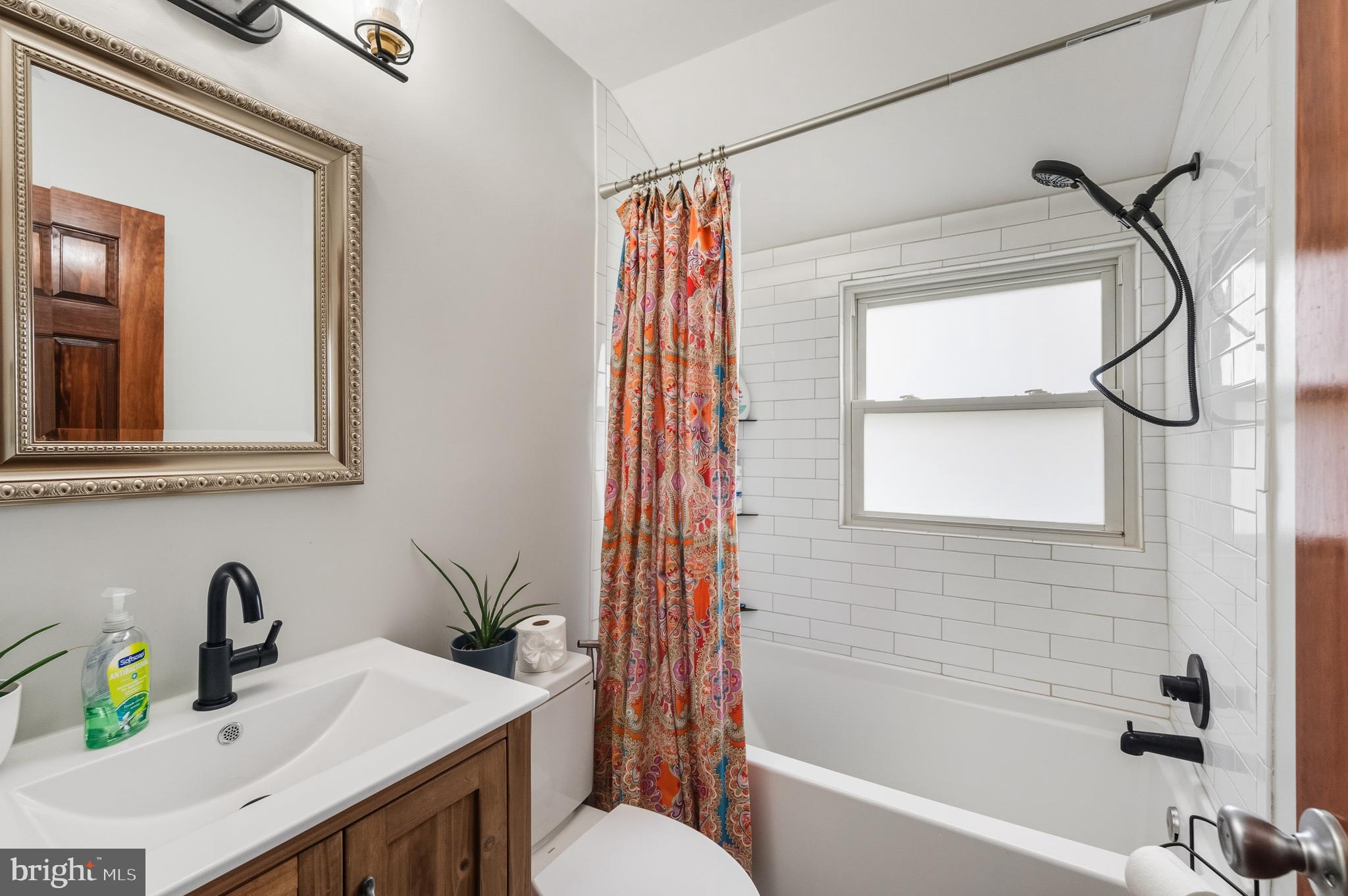 NEW CARROLLTON - Residential