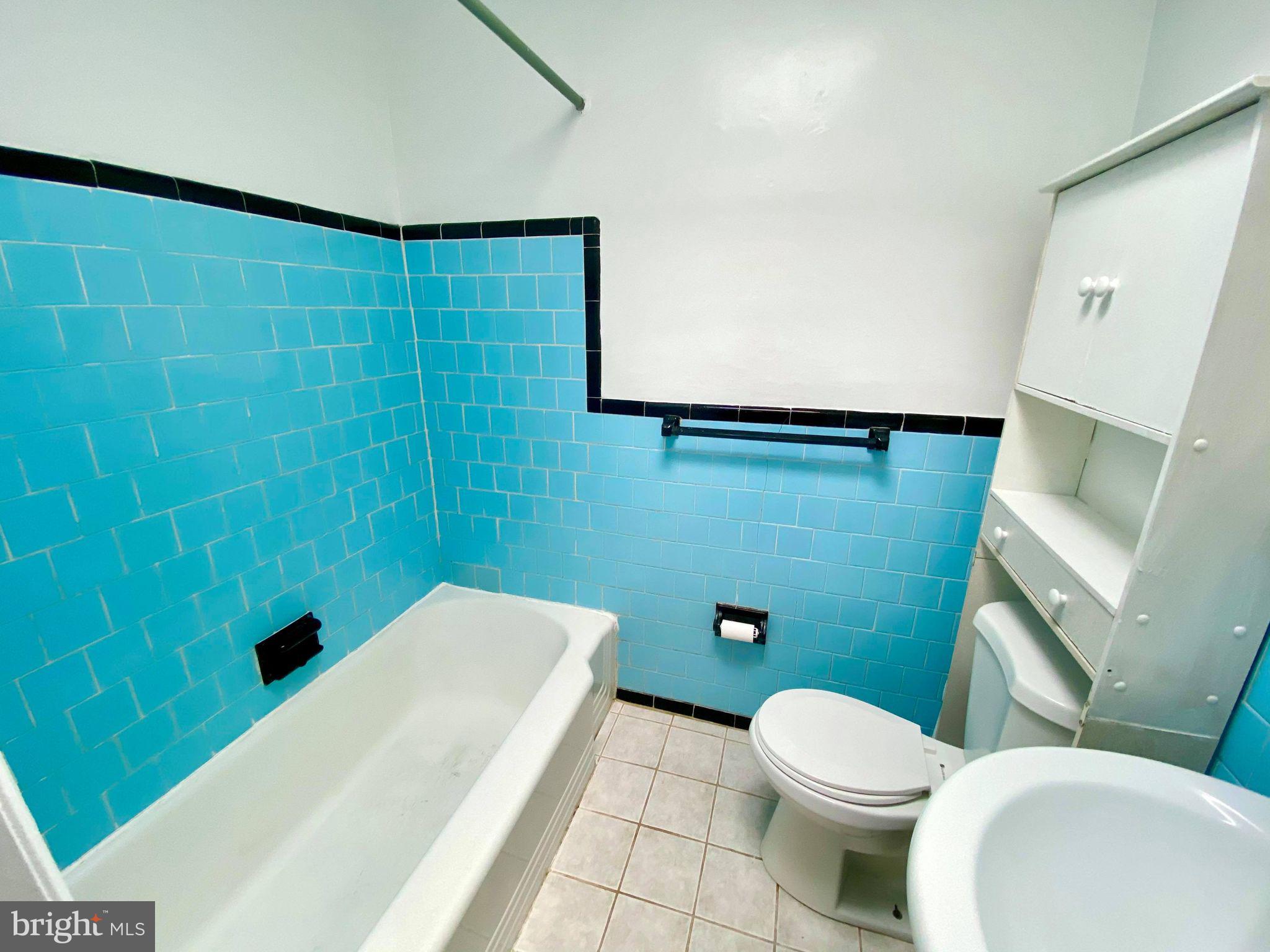 IDLEWYLDE - Residential Lease