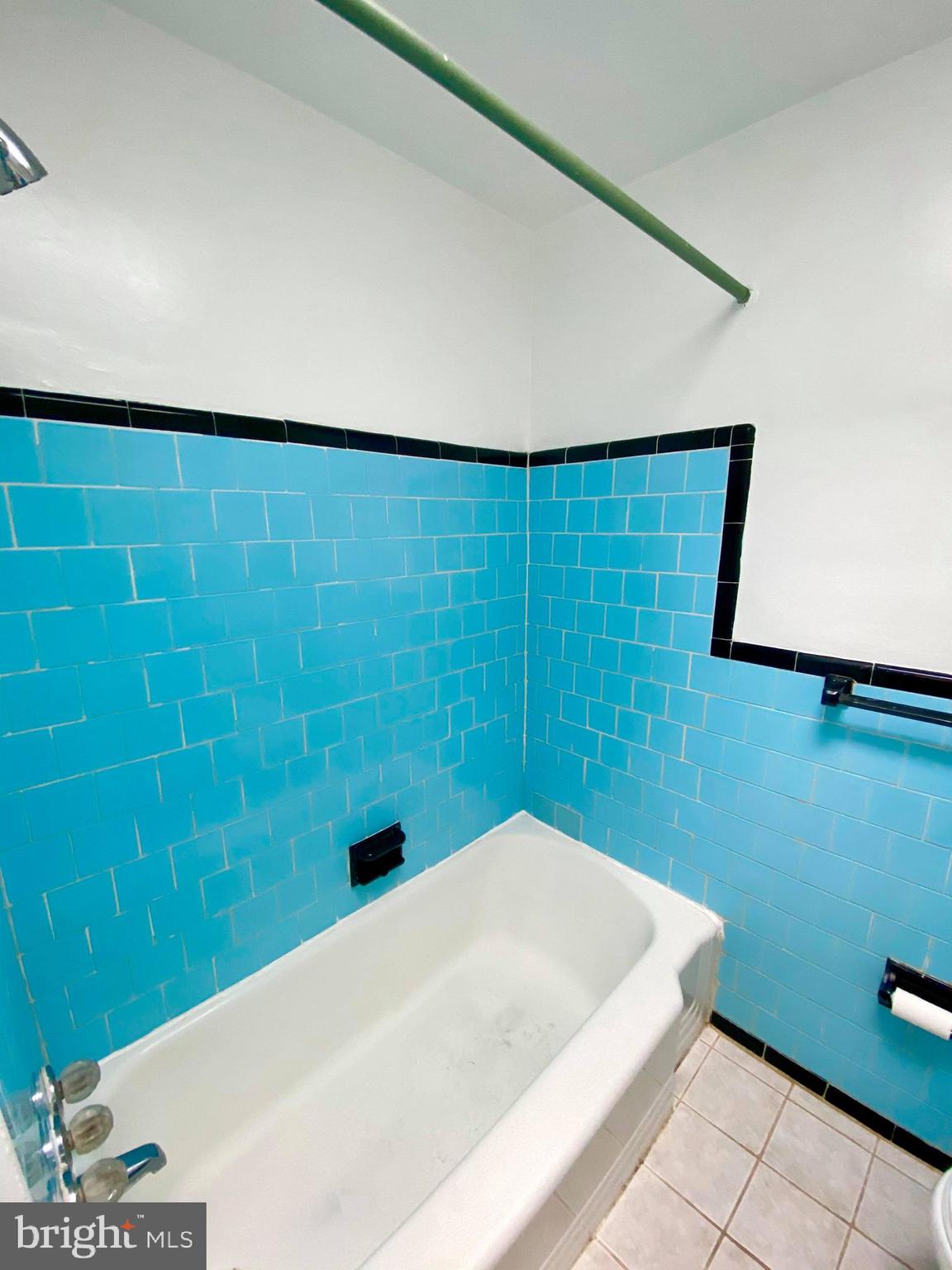 IDLEWYLDE - Residential Lease