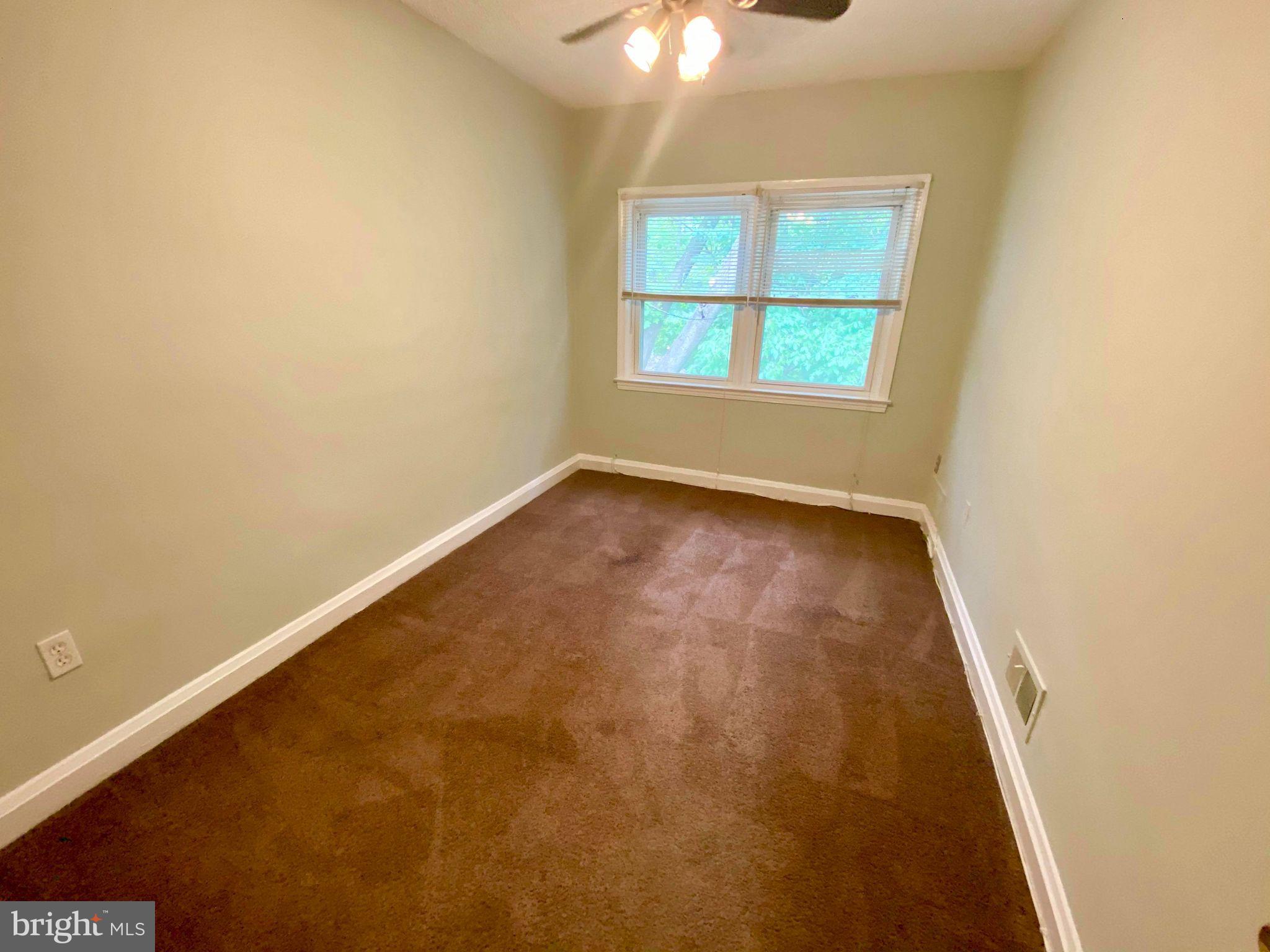 IDLEWYLDE - Residential Lease