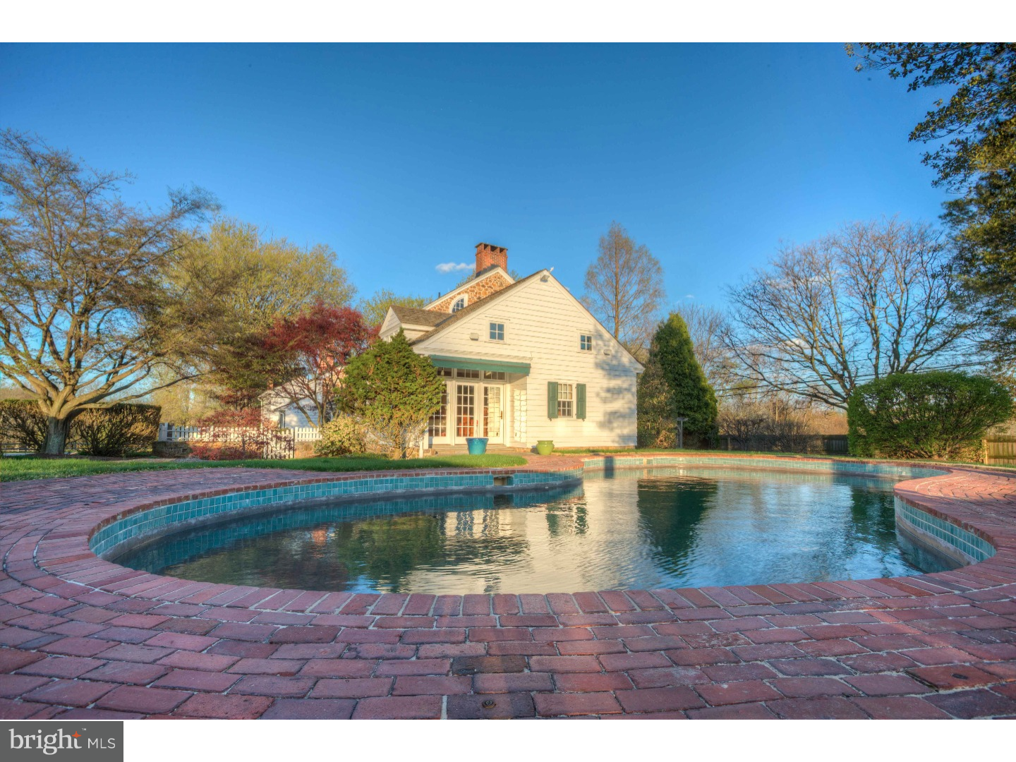 RADNOR HUNT - Residential