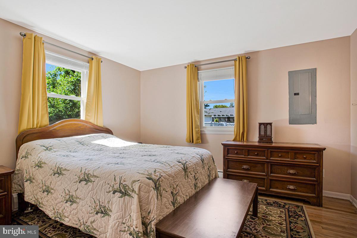SELBY ON THE BAY - Residential