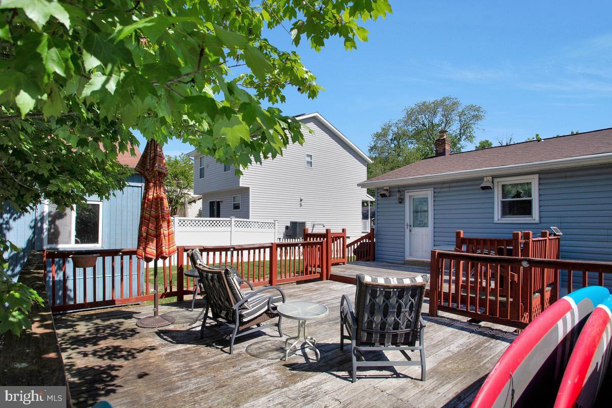 SELBY ON THE BAY - Residential