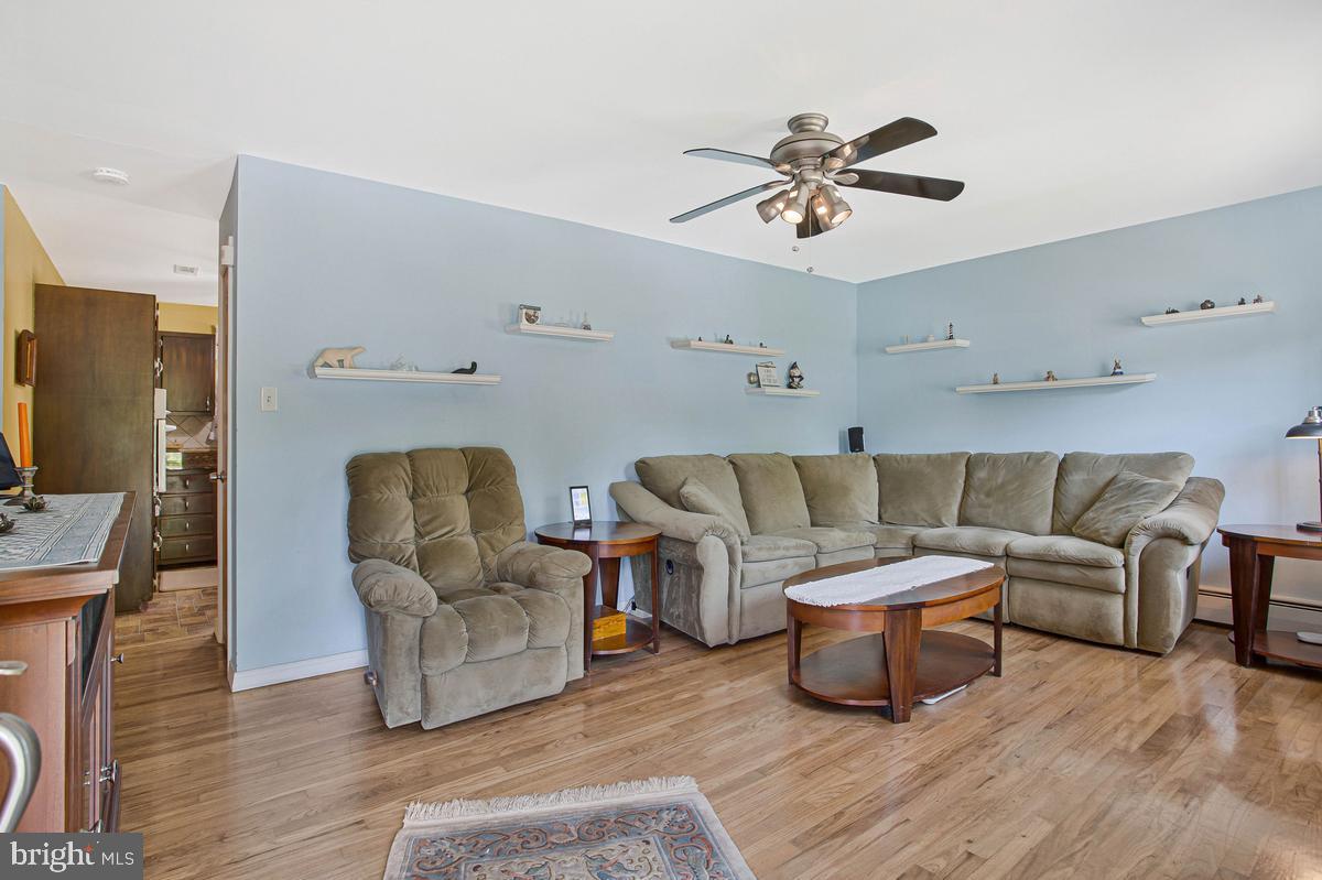 SELBY ON THE BAY - Residential
