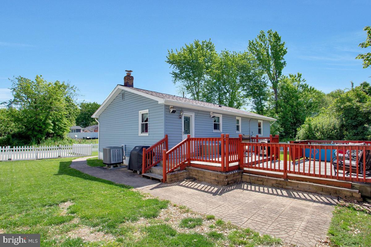 SELBY ON THE BAY - Residential