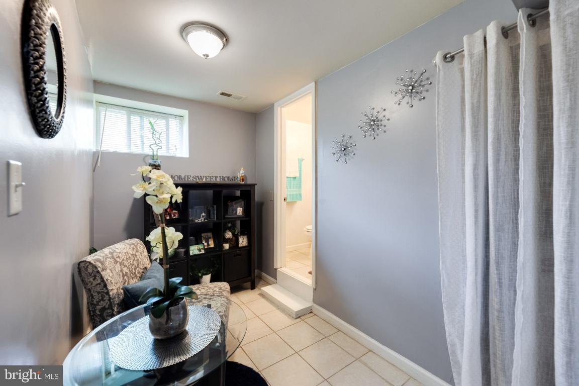 FAIRMOUNT HEIGHTS - Residential