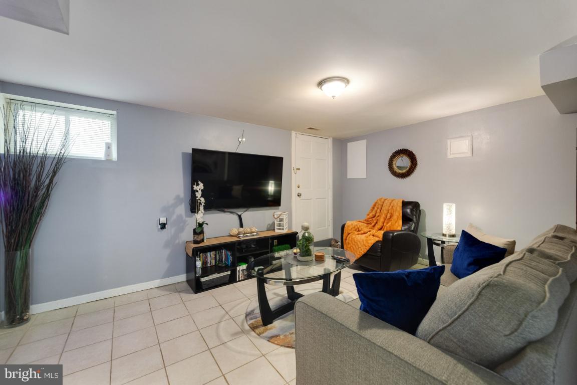 FAIRMOUNT HEIGHTS - Residential