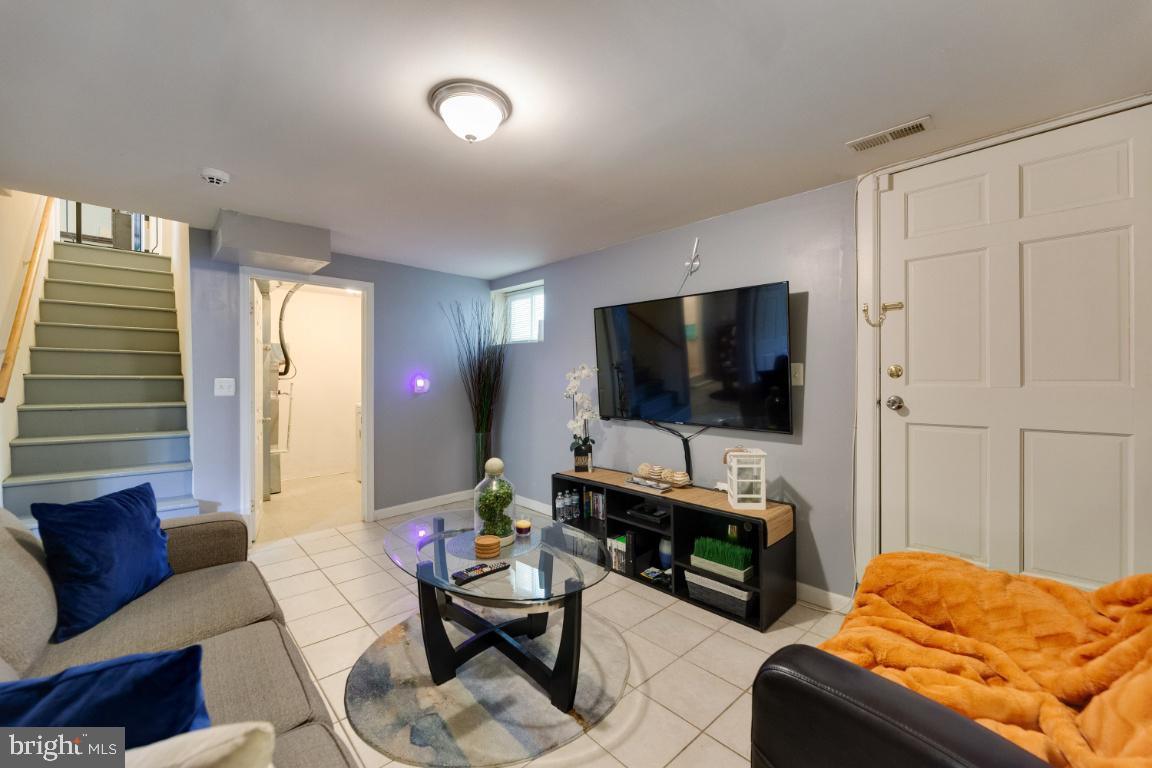 FAIRMOUNT HEIGHTS - Residential