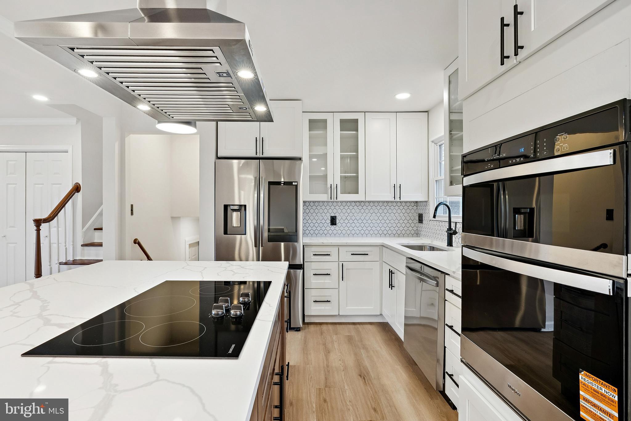 LEESBURG ESTATES - Residential