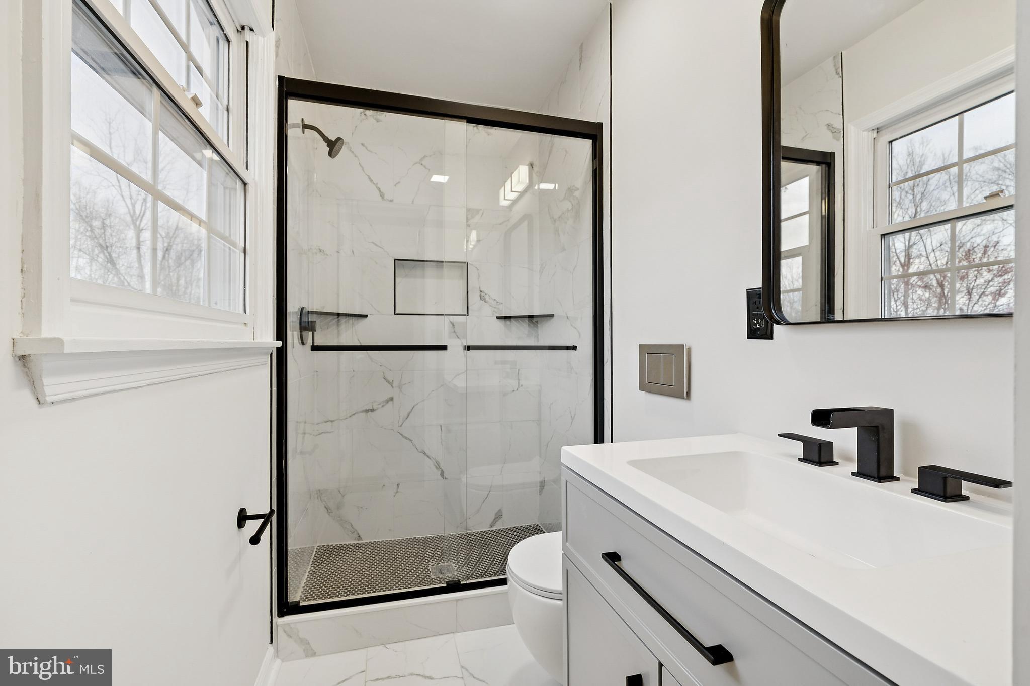 LEESBURG ESTATES - Residential