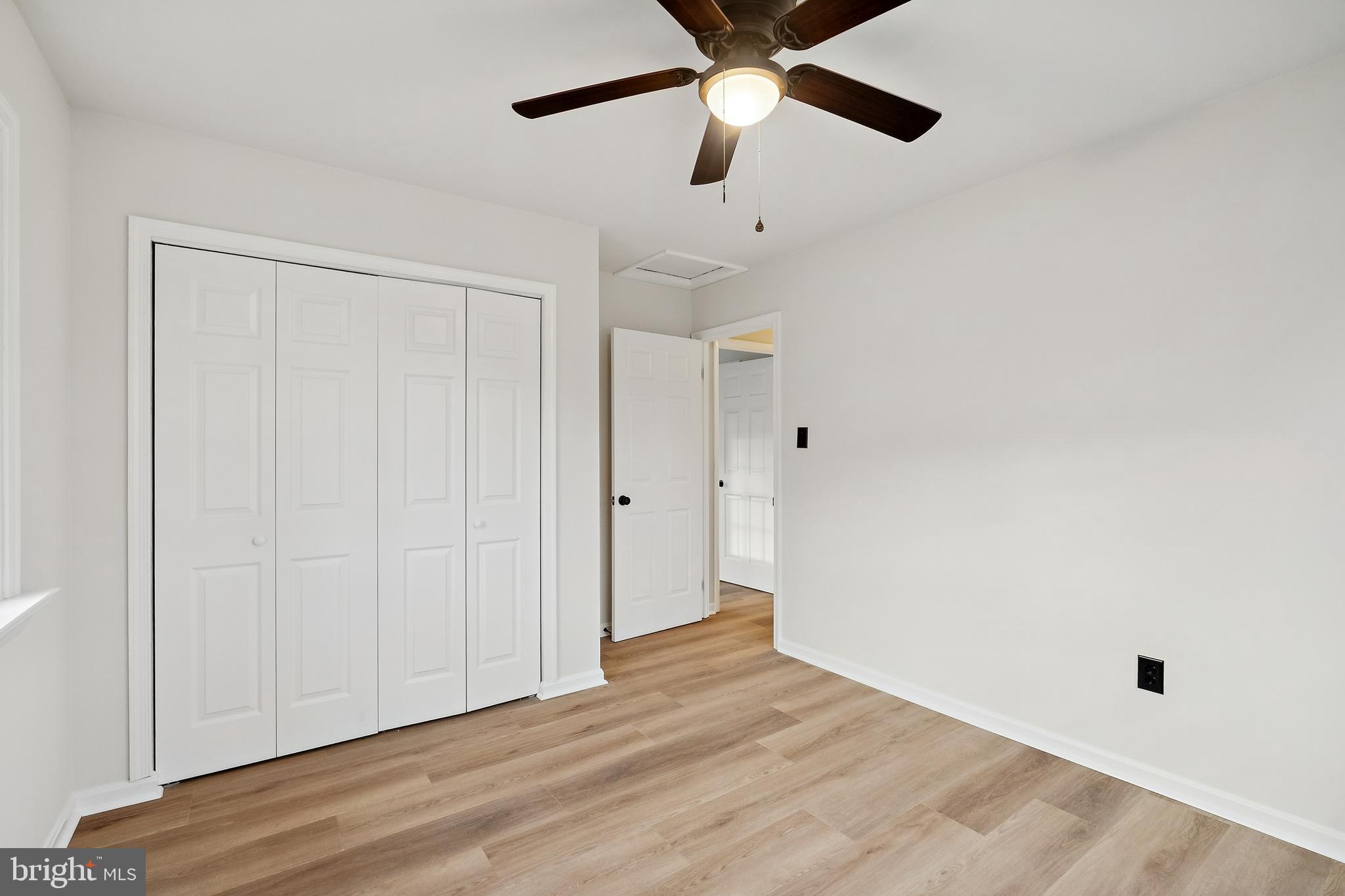 LEESBURG ESTATES - Residential