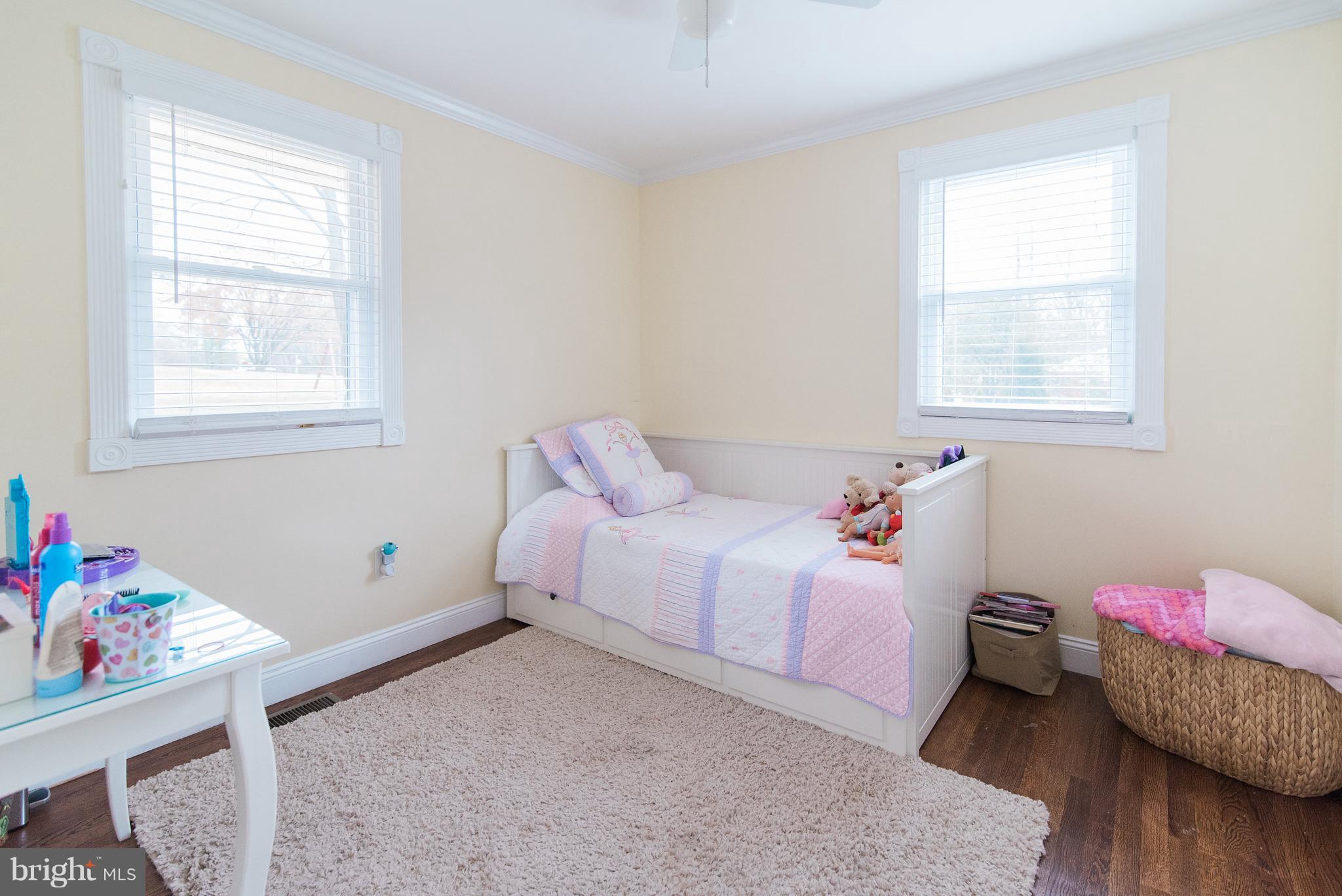 LAURELBROOK - Residential